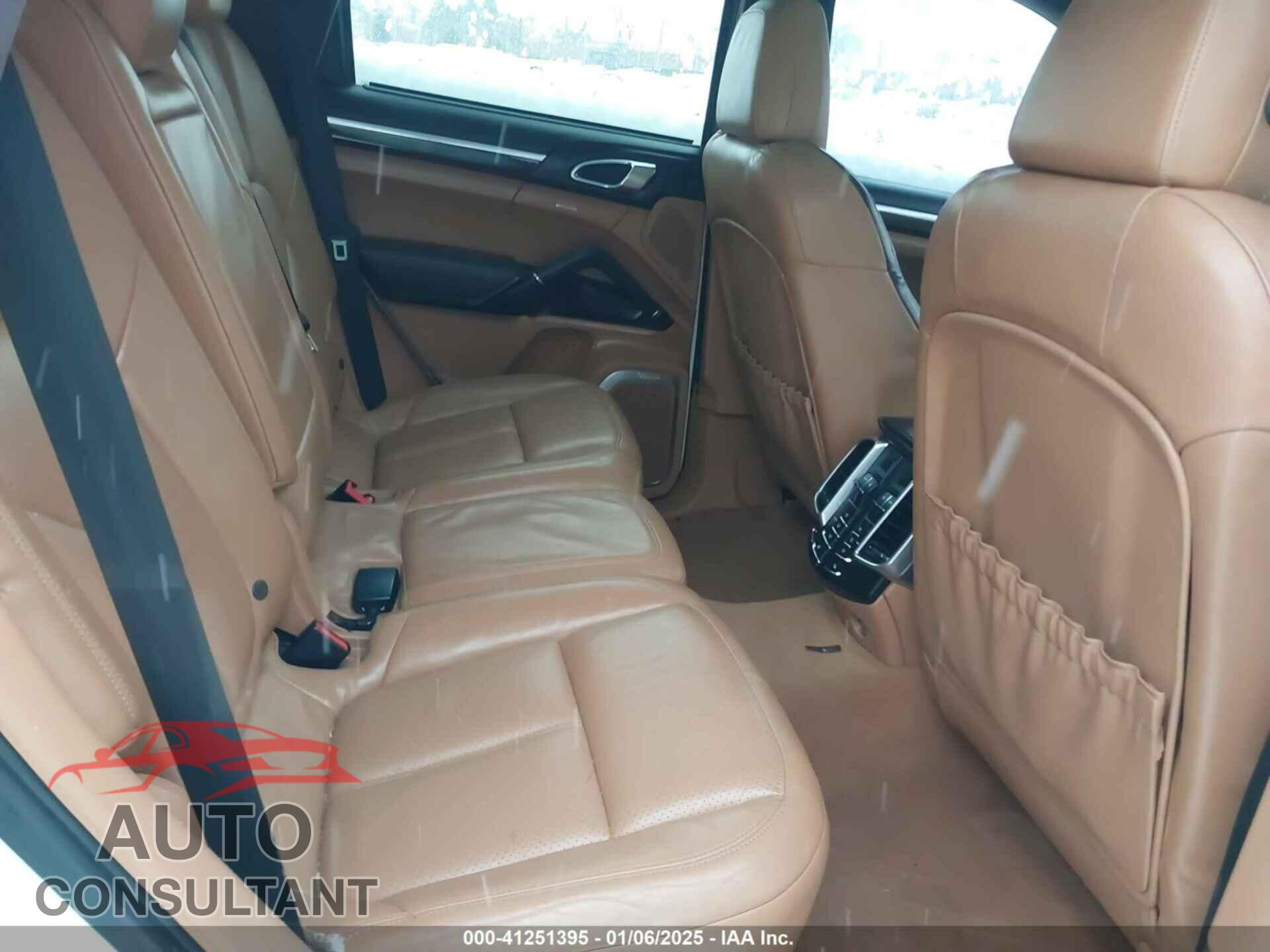 PORSCHE CAYENNE 2011 - WP1AC2A23BLA88193