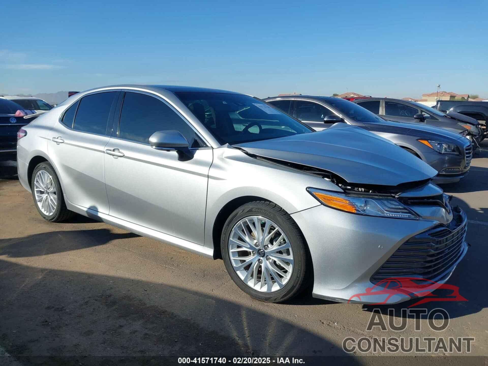 TOYOTA CAMRY 2018 - 4T1BZ1HK2JU016426
