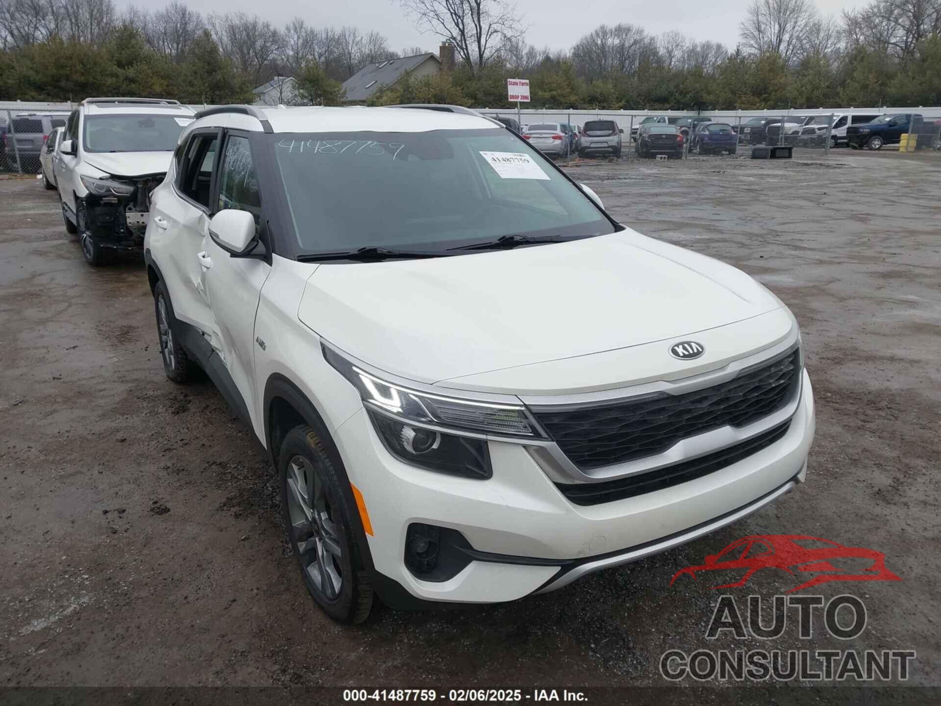 KIA SELTOS 2021 - KNDEUCAA0M7158161