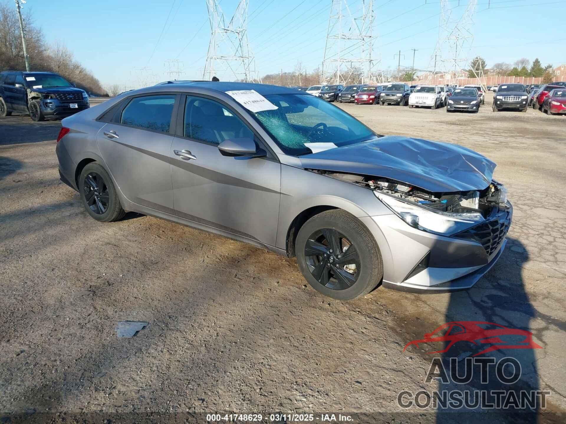 HYUNDAI ELANTRA 2023 - KMHLM4AG4PU630140