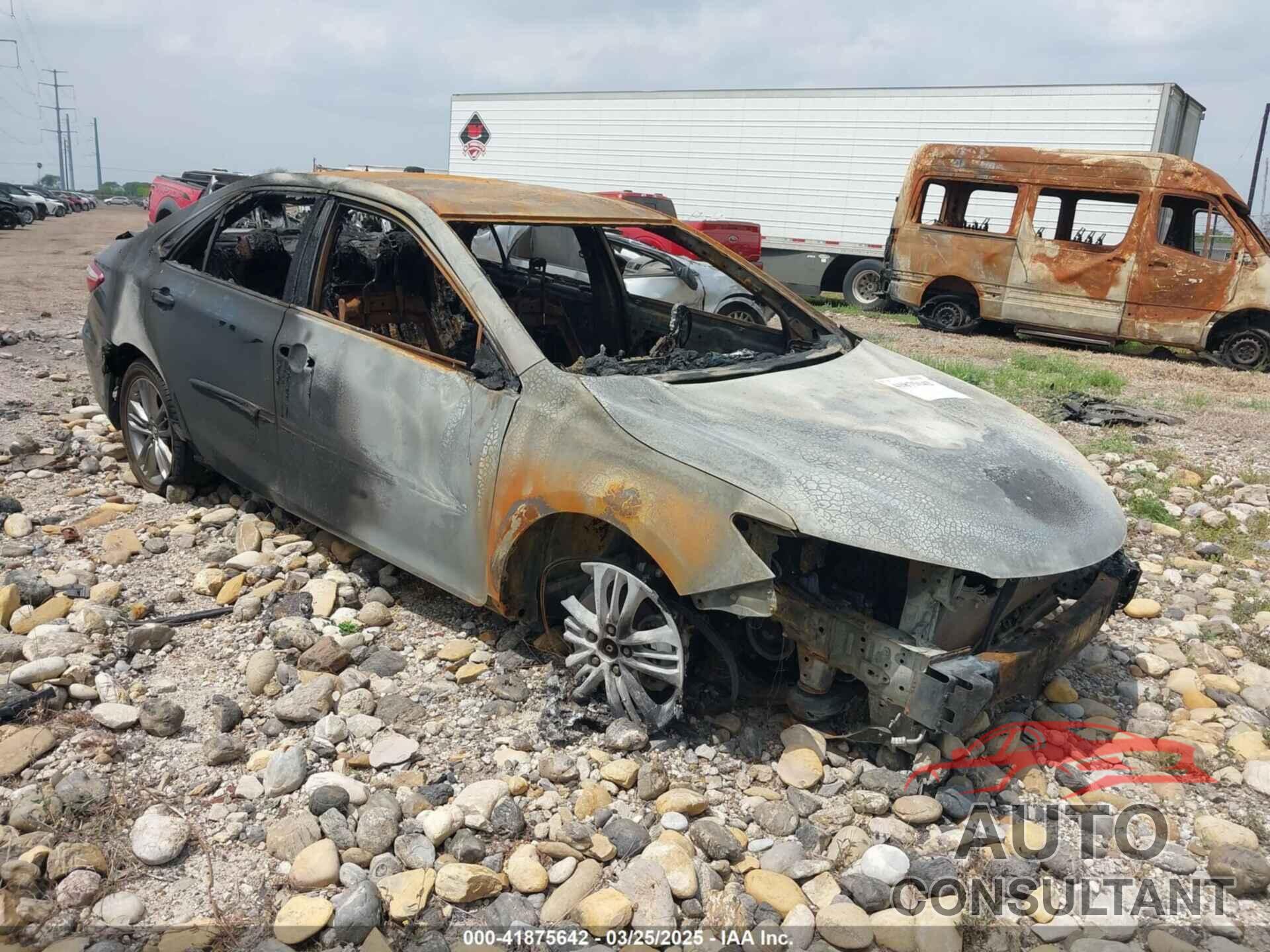 TOYOTA CAMRY 2017 - 4T1BF1FK0HU439785