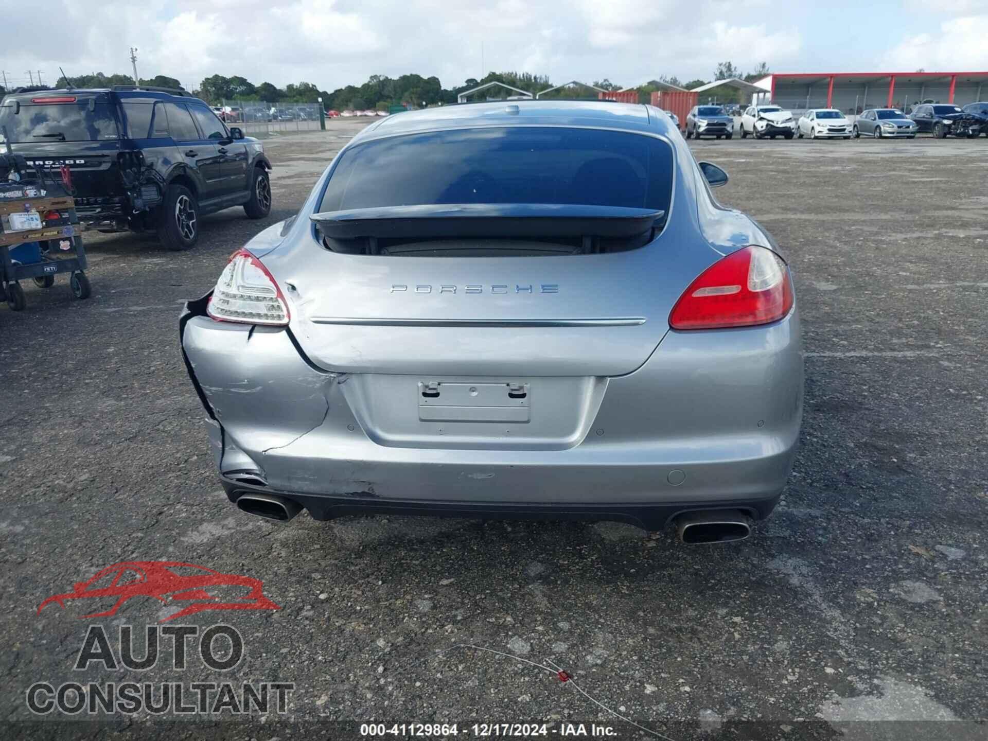 PORSCHE PANAMERA 2011 - WP0AA2A75BL011036