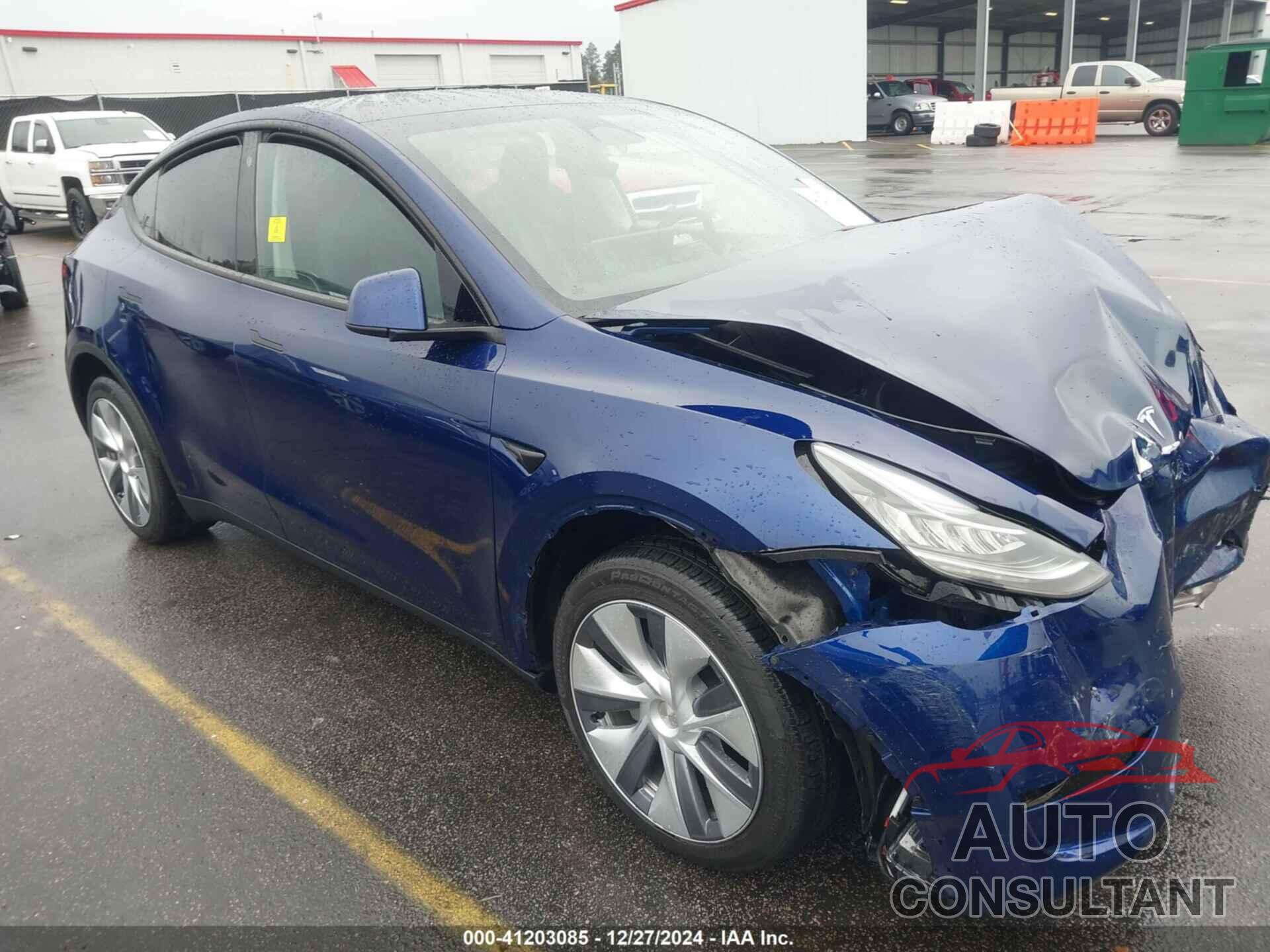 TESLA MODEL Y 2023 - 7SAYGDEE2PA096705