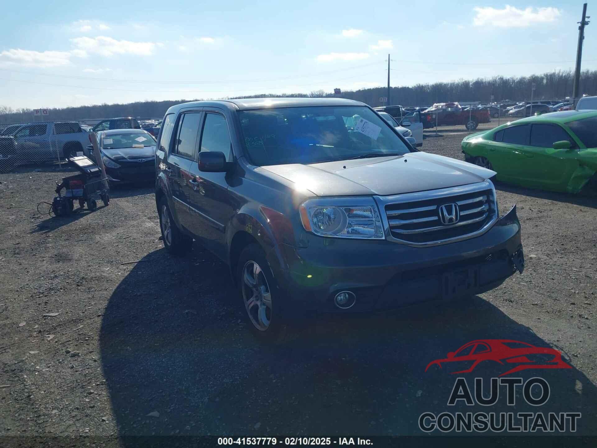 HONDA PILOT 2015 - 5FNYF3H41FB030063