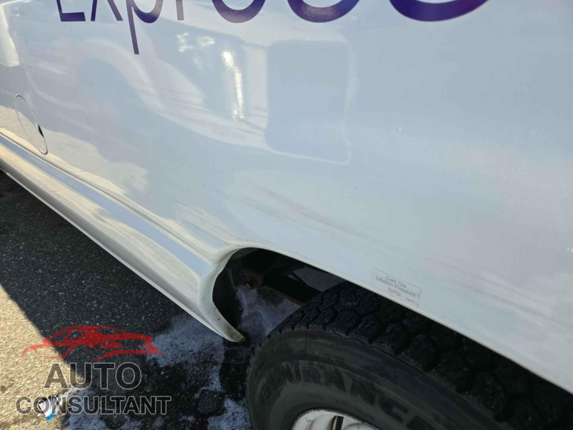 FORD ECONOLINE 2010 - 1FTNE1EW7ADA91367