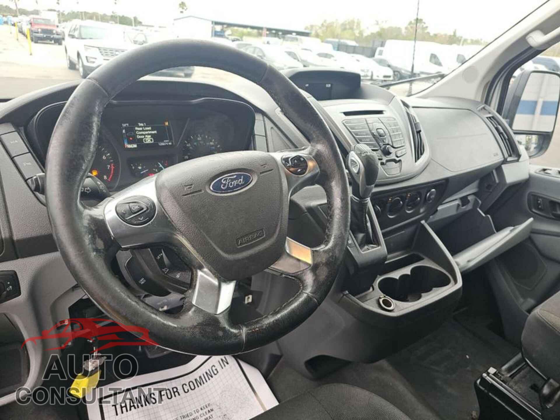 FORD TRANSIT 2017 - 1FTYR3XM5HKA61380