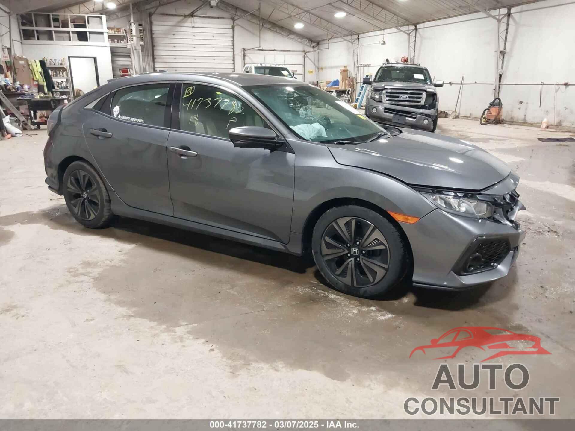 HONDA CIVIC 2018 - SHHFK7H52JU404657