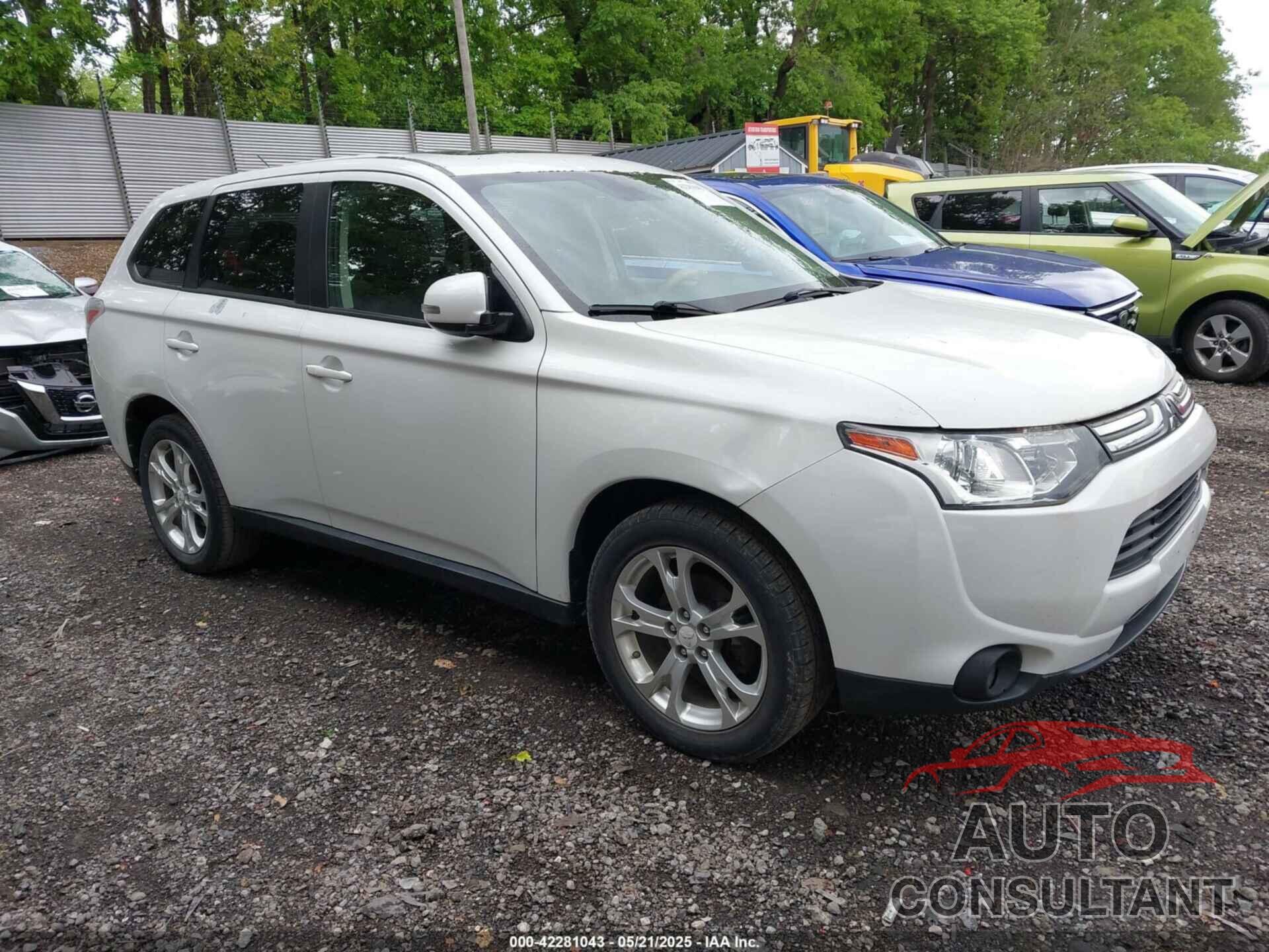 MITSUBISHI OUTLANDER 2014 - JA4AD3A37EZ015188