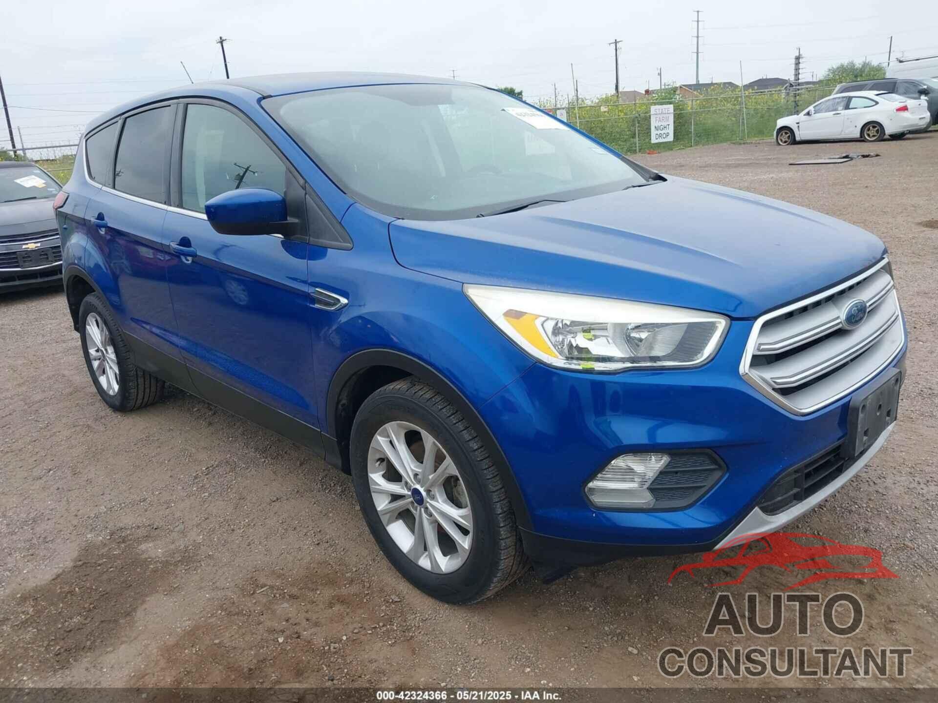 FORD ESCAPE 2019 - 1FMCU0GD8KUA17808