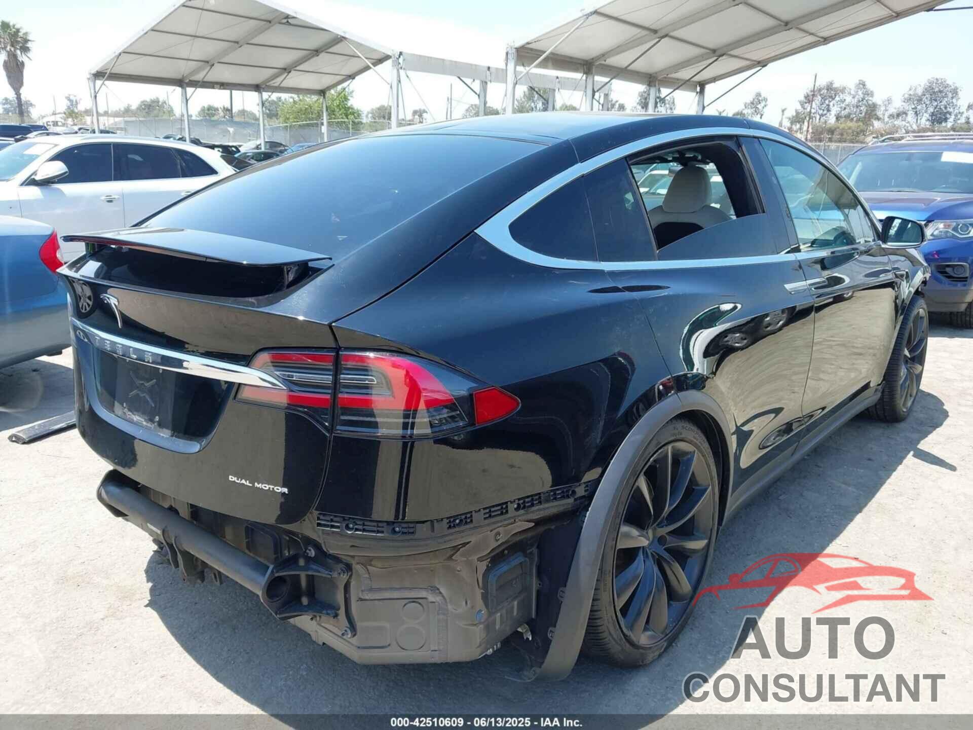 TESLA MODEL X 2020 - 5YJXCAE28LF248332