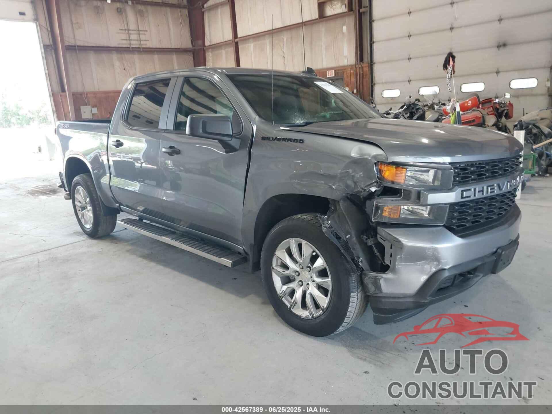 CHEVROLET SILVERADO 1500 2021 - 1GCPYBEK7MZ231332
