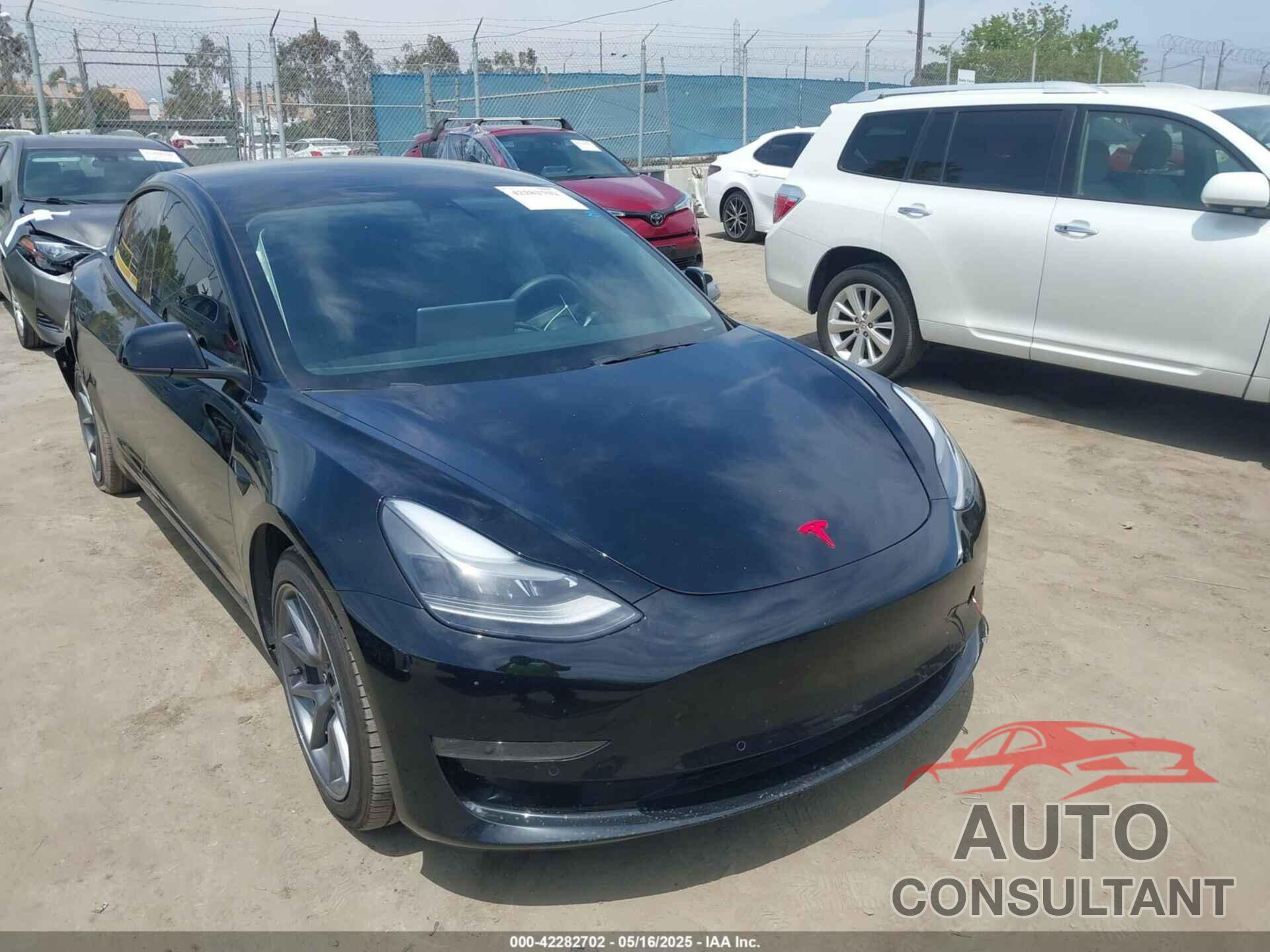 TESLA MODEL 3 2022 - 5YJ3E1EB3NF273165