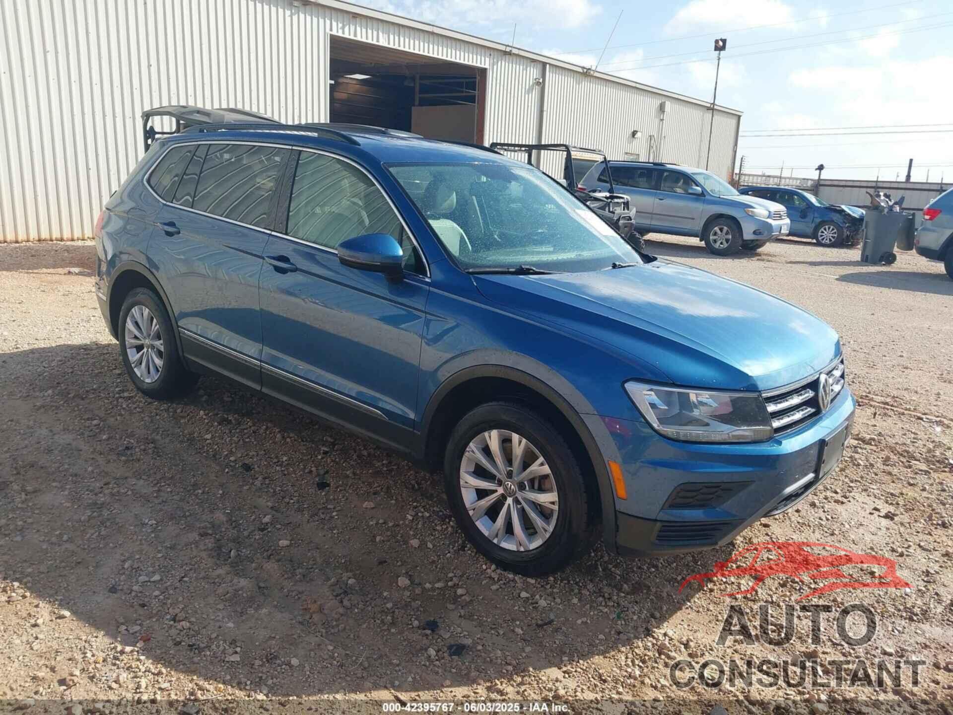 VOLKSWAGEN TIGUAN 2018 - 3VV3B7AX2JM091526