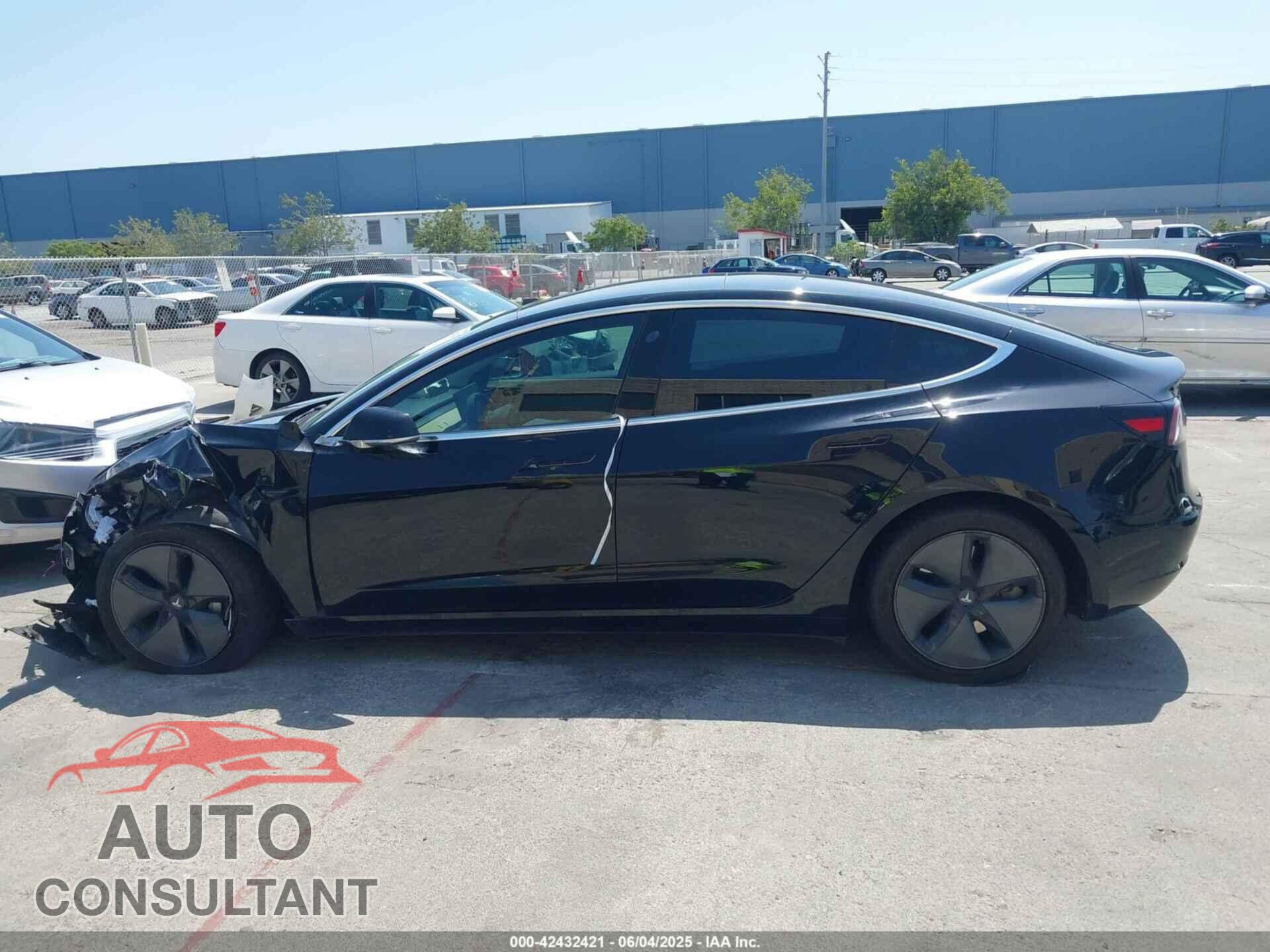 TESLA MODEL 3 2018 - 5YJ3E1EA2JF171597