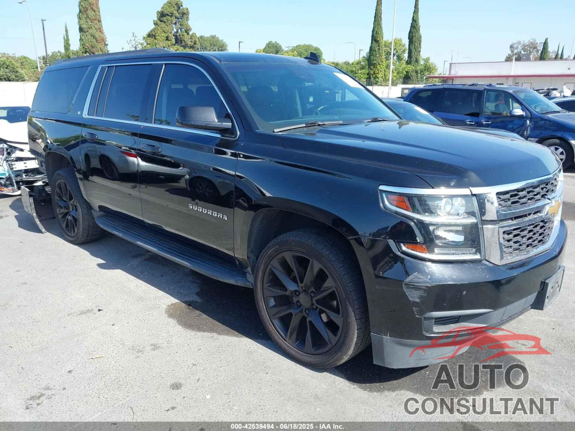 CHEVROLET SUBURBAN 2019 - 1GNSCHKC6KR178720