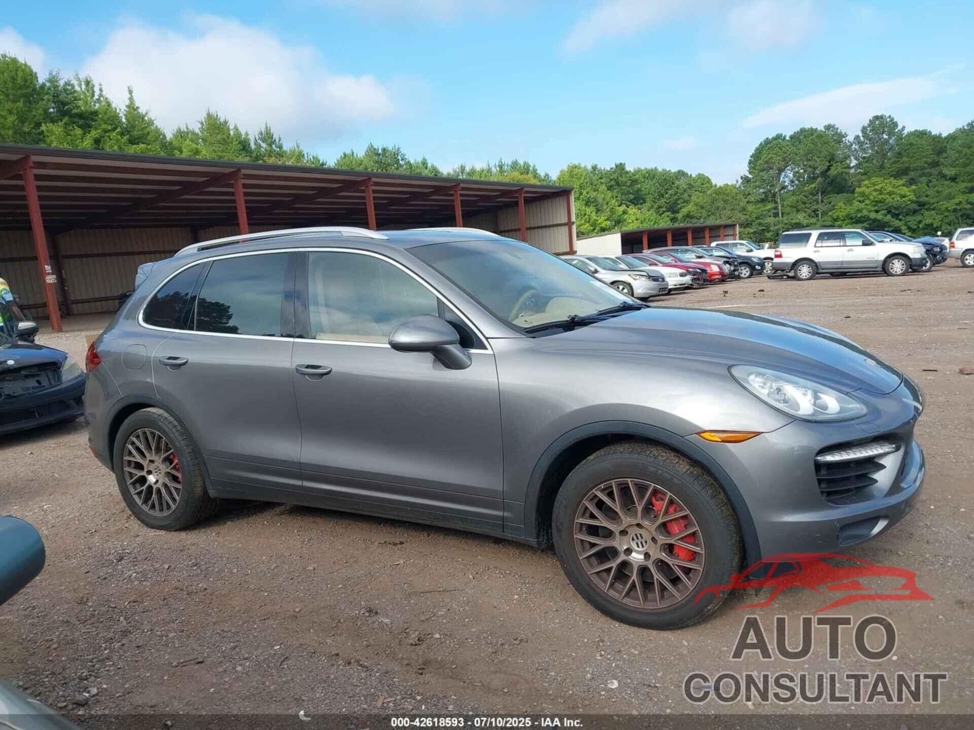 PORSCHE CAYENNE 2012 - WP1AC2A29CLA81105