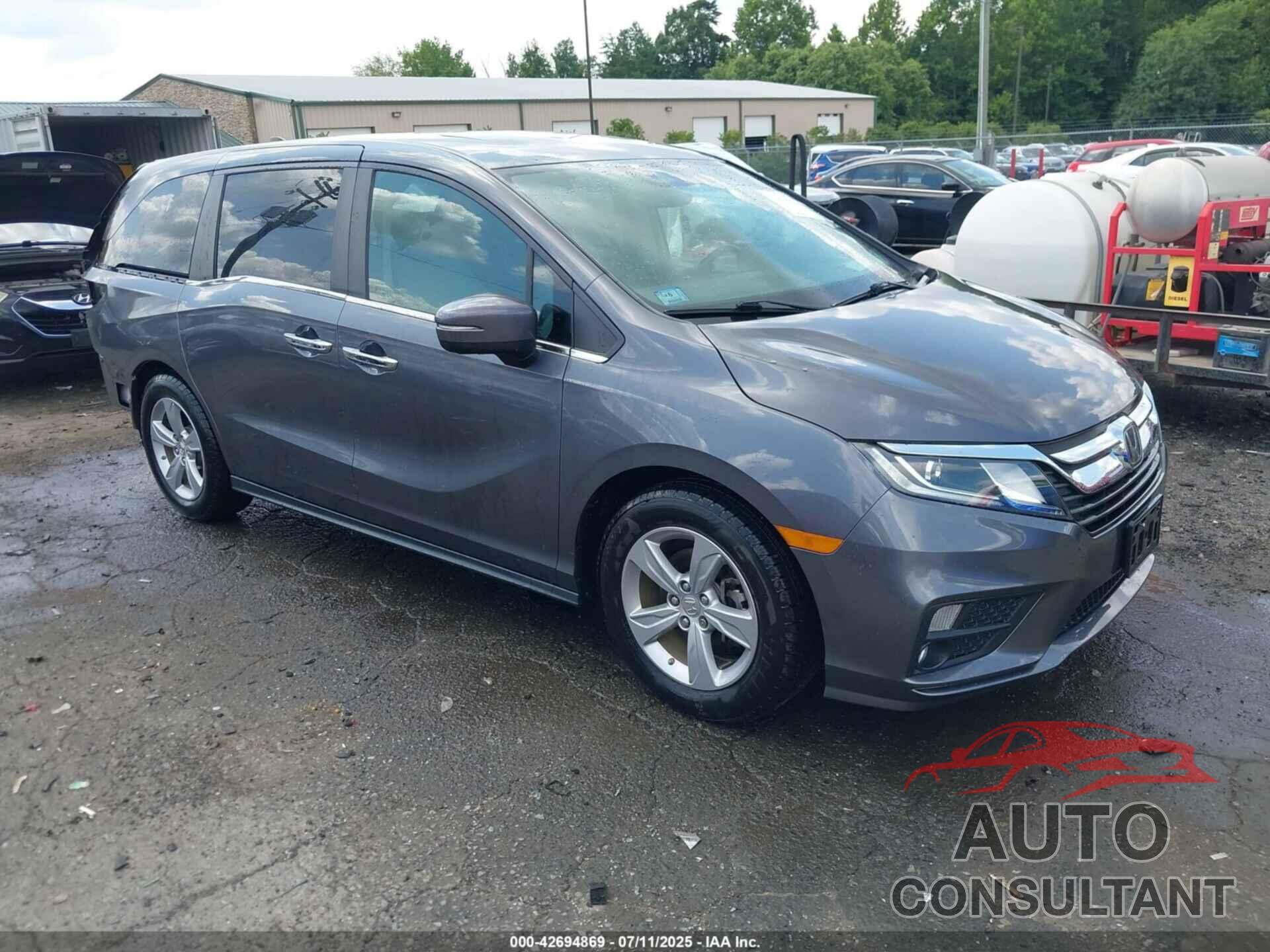 HONDA ODYSSEY 2018 - 5FNRL6H73JB083476