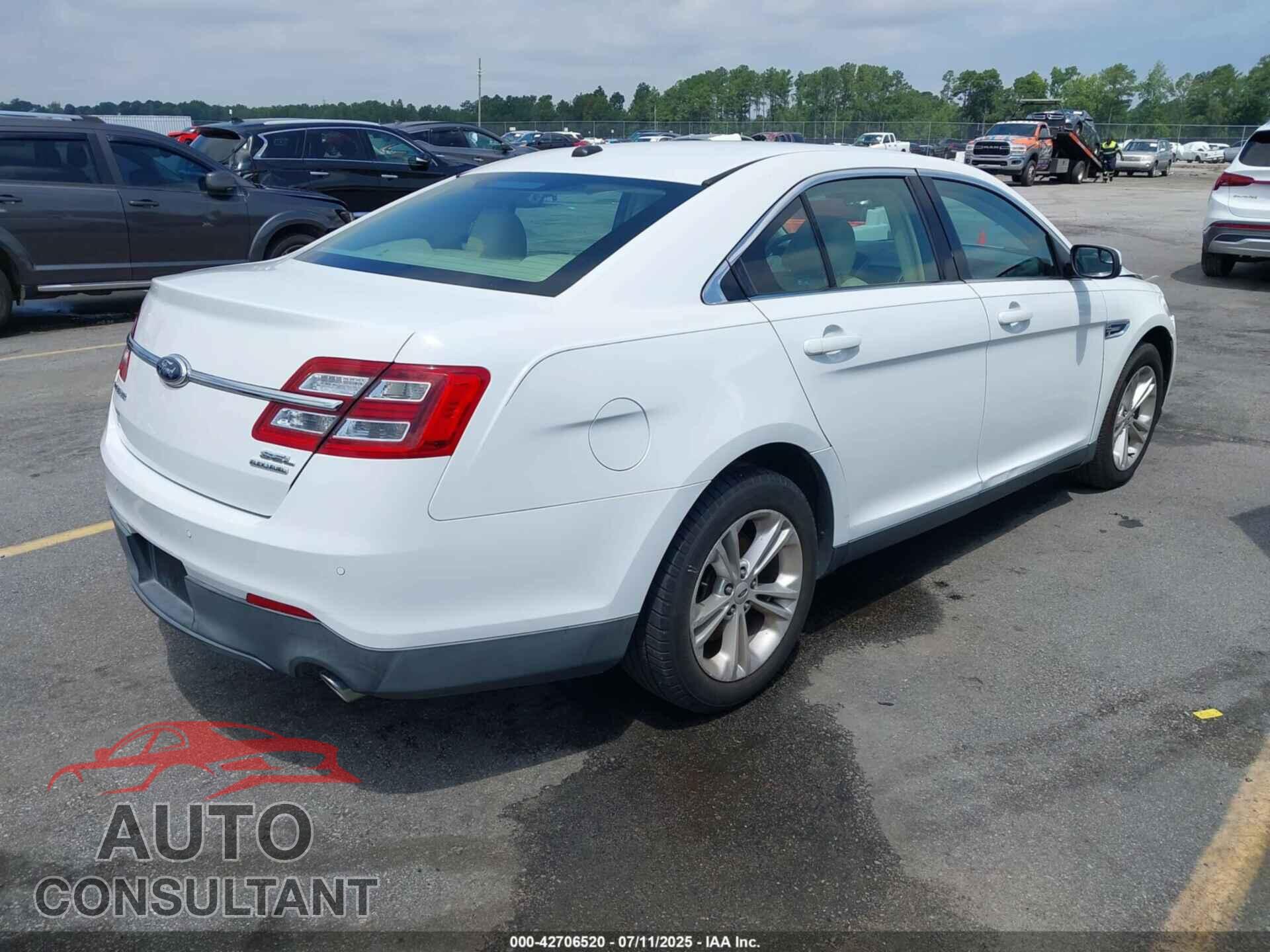 FORD TAURUS 2013 - 1FAHP2E81DG161078