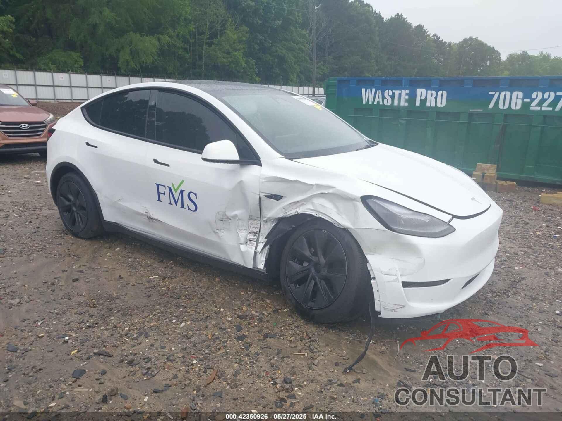 TESLA MODEL Y 2024 - 7SAYGDED9RA331840