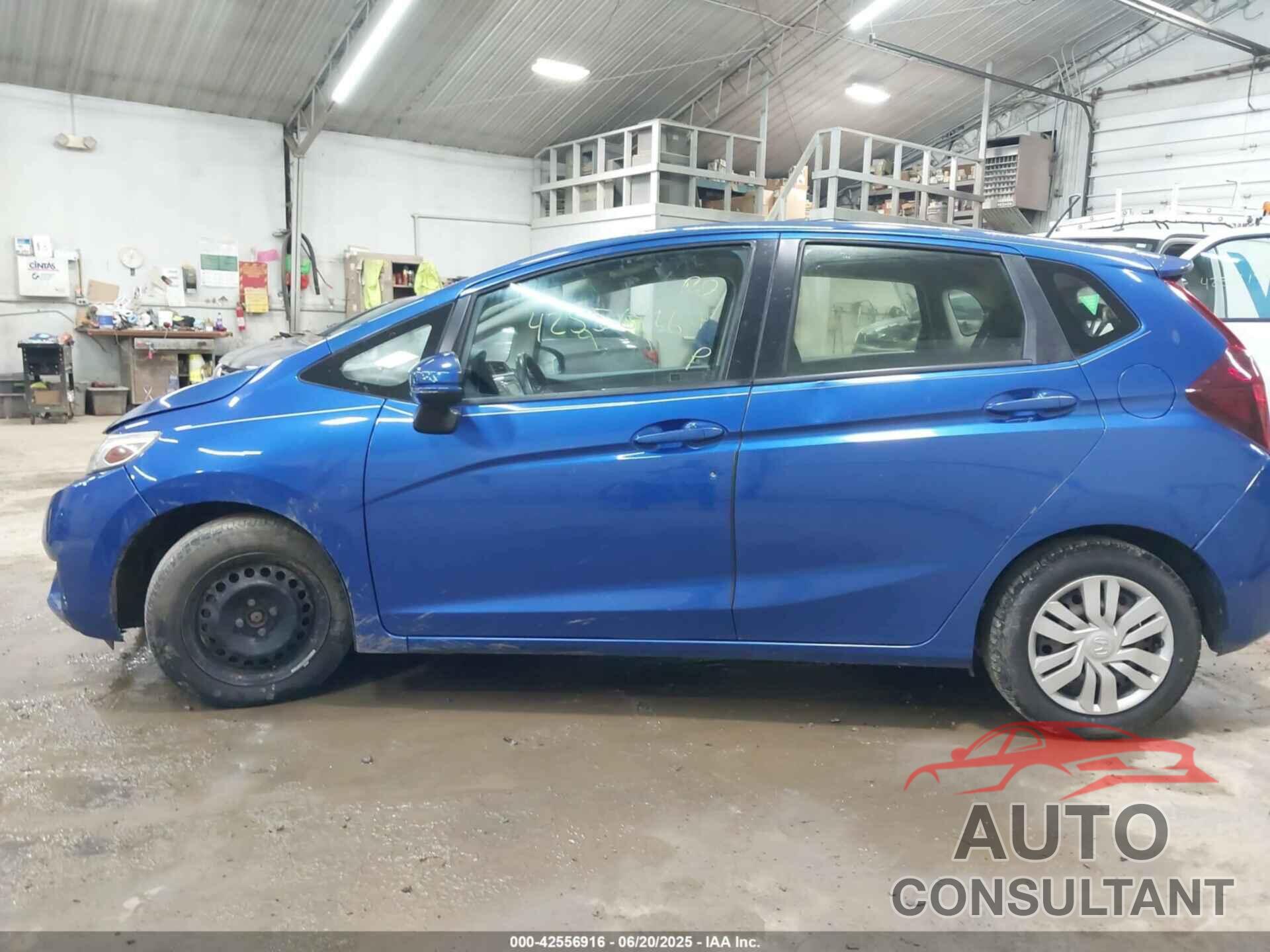 HONDA FIT 2017 - JHMGK5H59HS010532