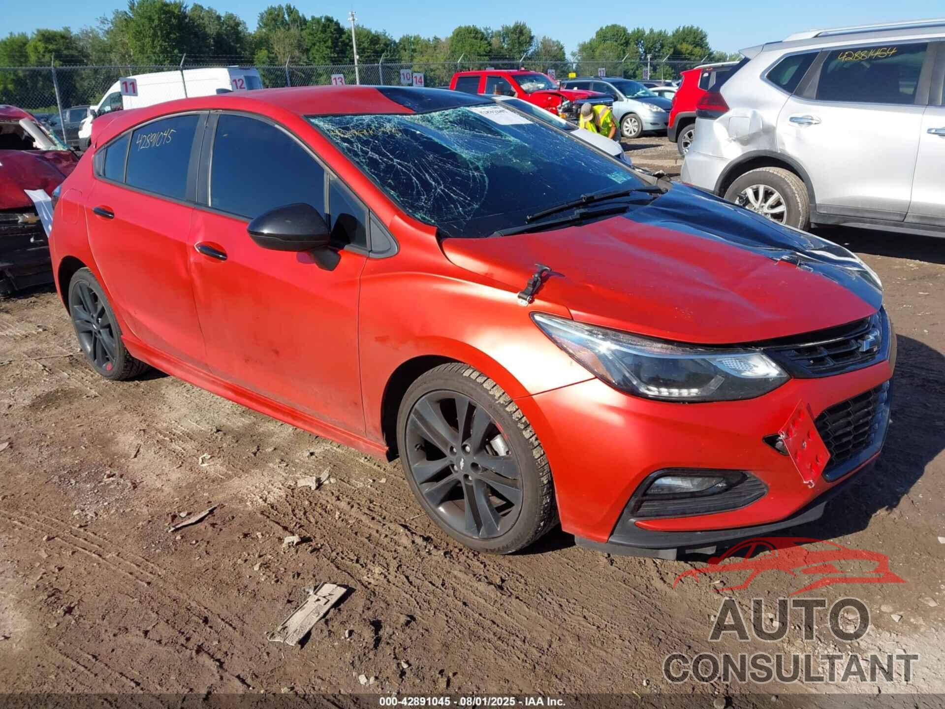 CHEVROLET CRUZE 2018 - 3G1BE6SM6JS651519