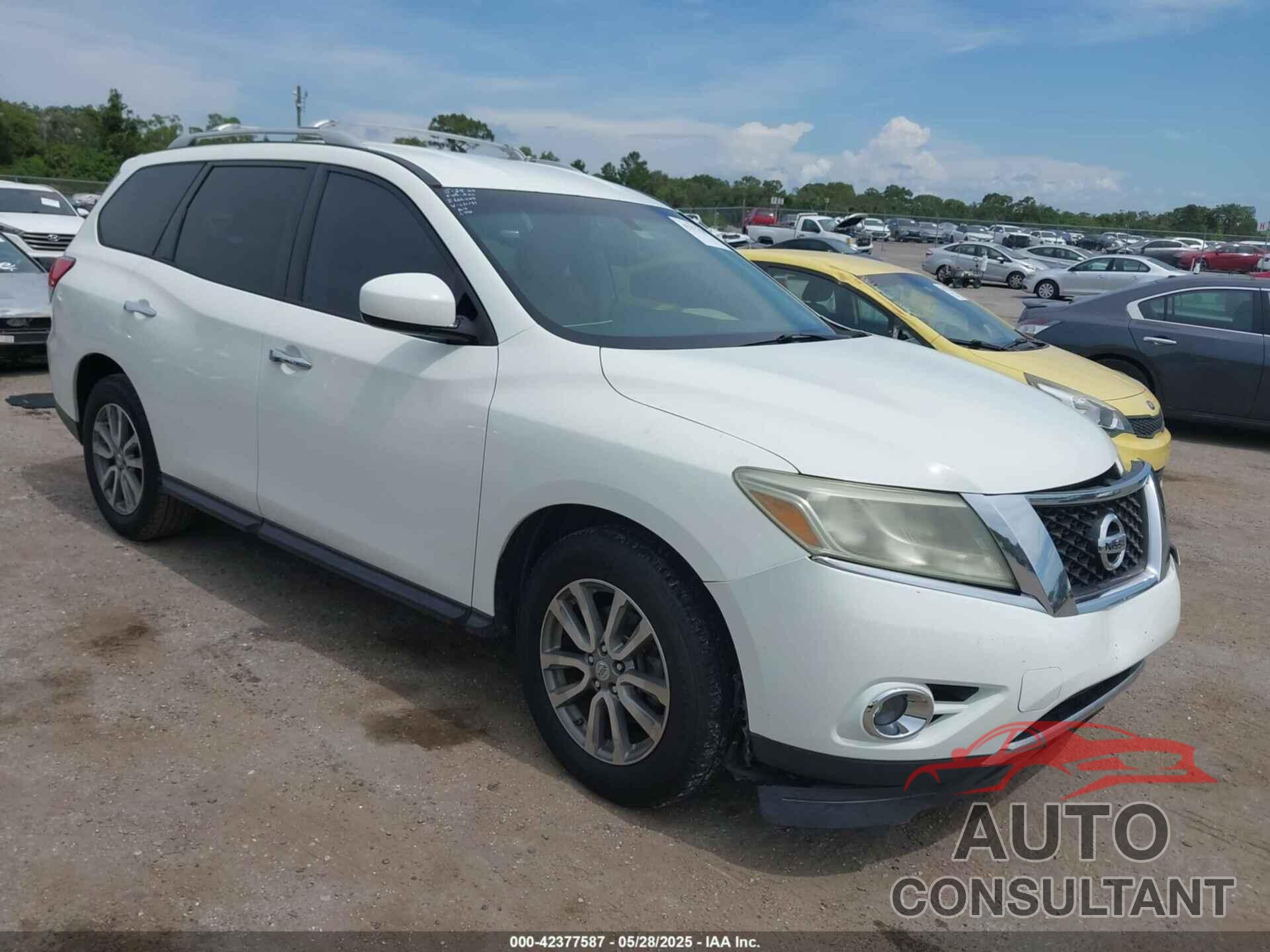 NISSAN PATHFINDER 2016 - 5N1AR2MN1GC631131