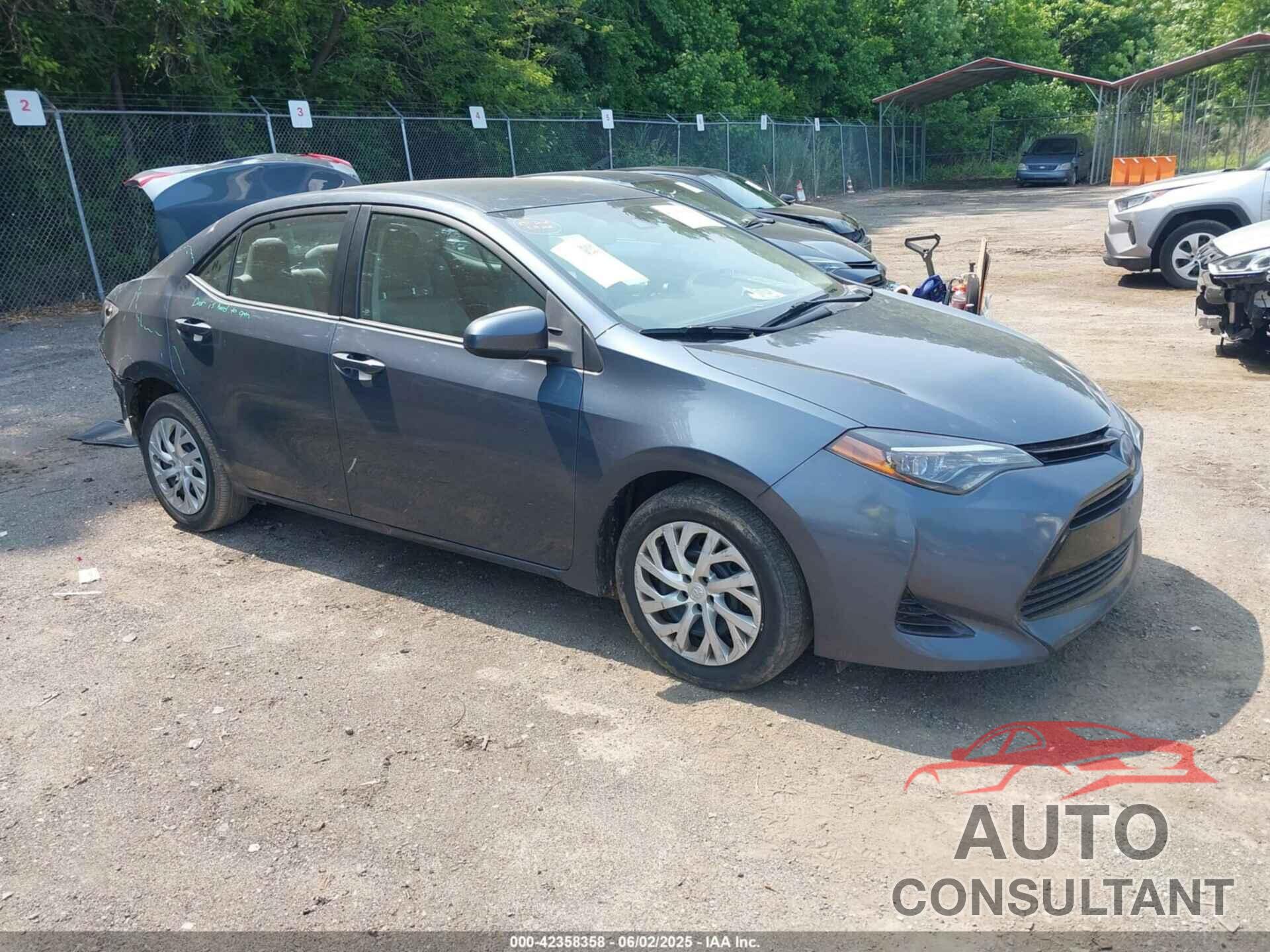 TOYOTA COROLLA 2017 - 2T1BURHE8HC932787