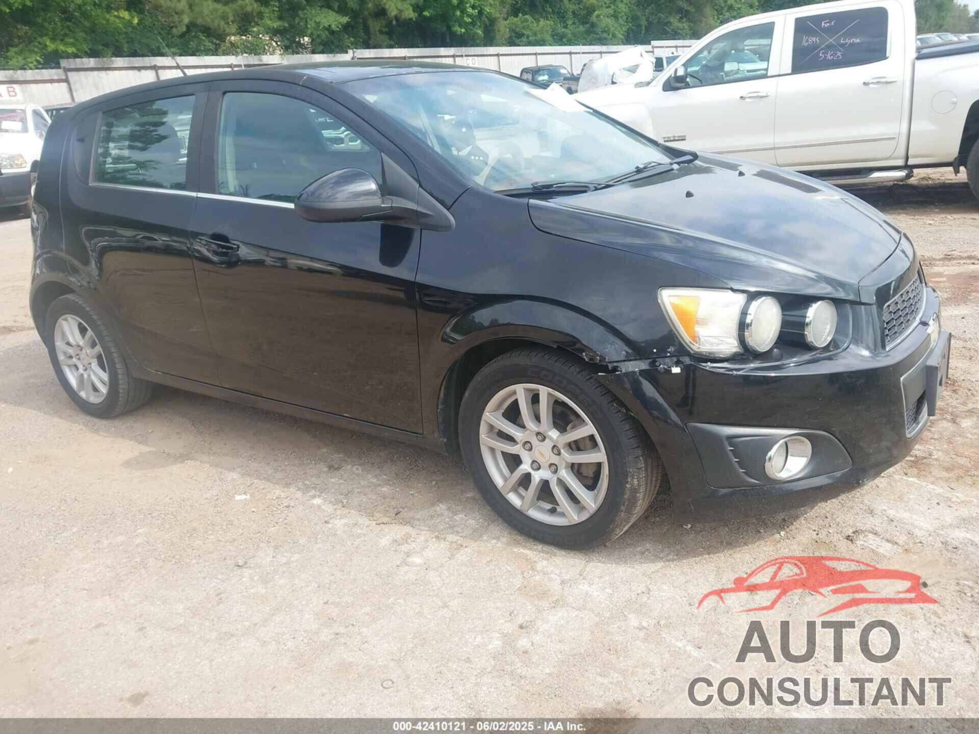 CHEVROLET SONIC 2012 - 1G1JC6SH2C4194182