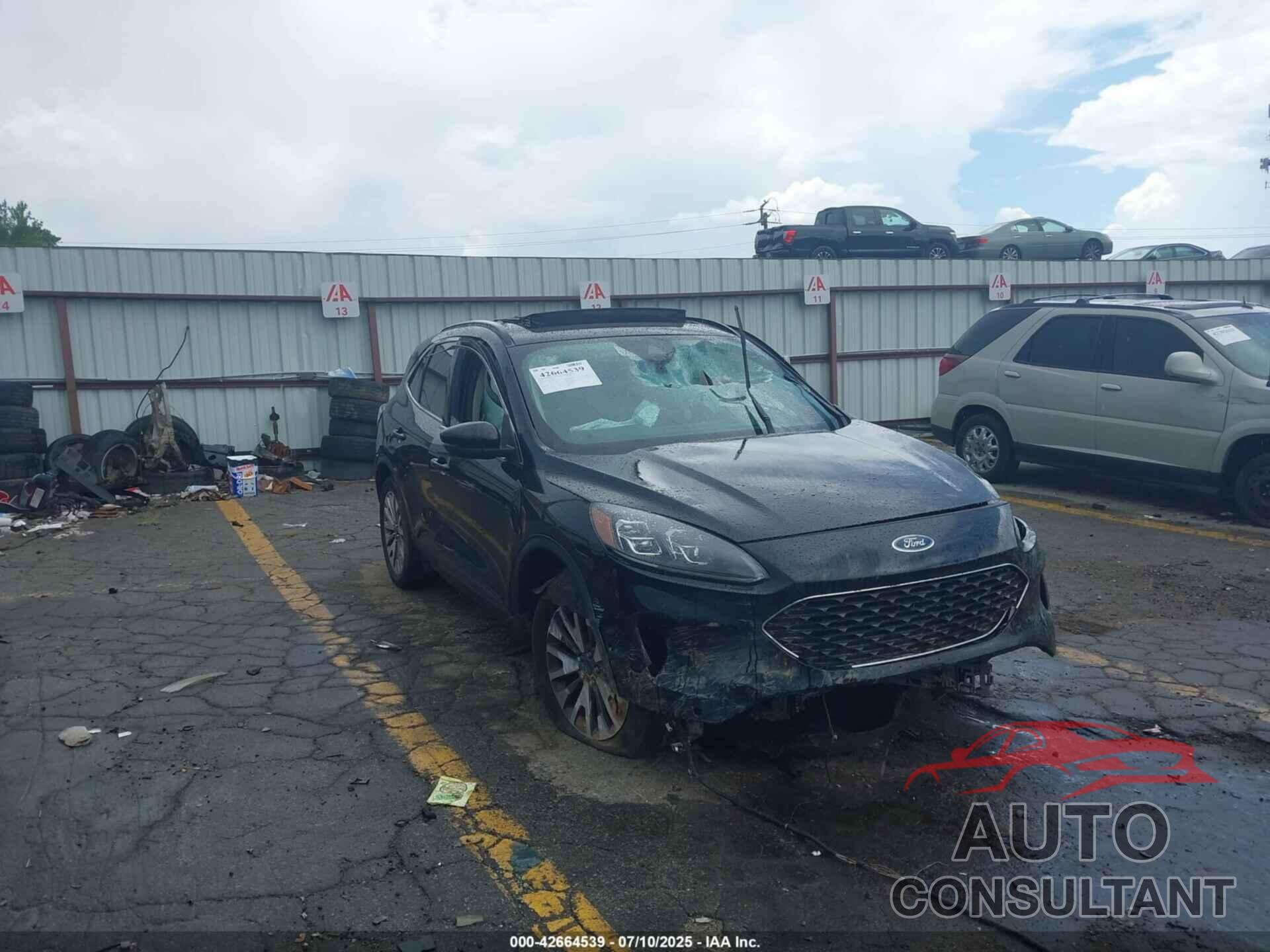 FORD ESCAPE 2020 - 1FMCU9J95LUB19979