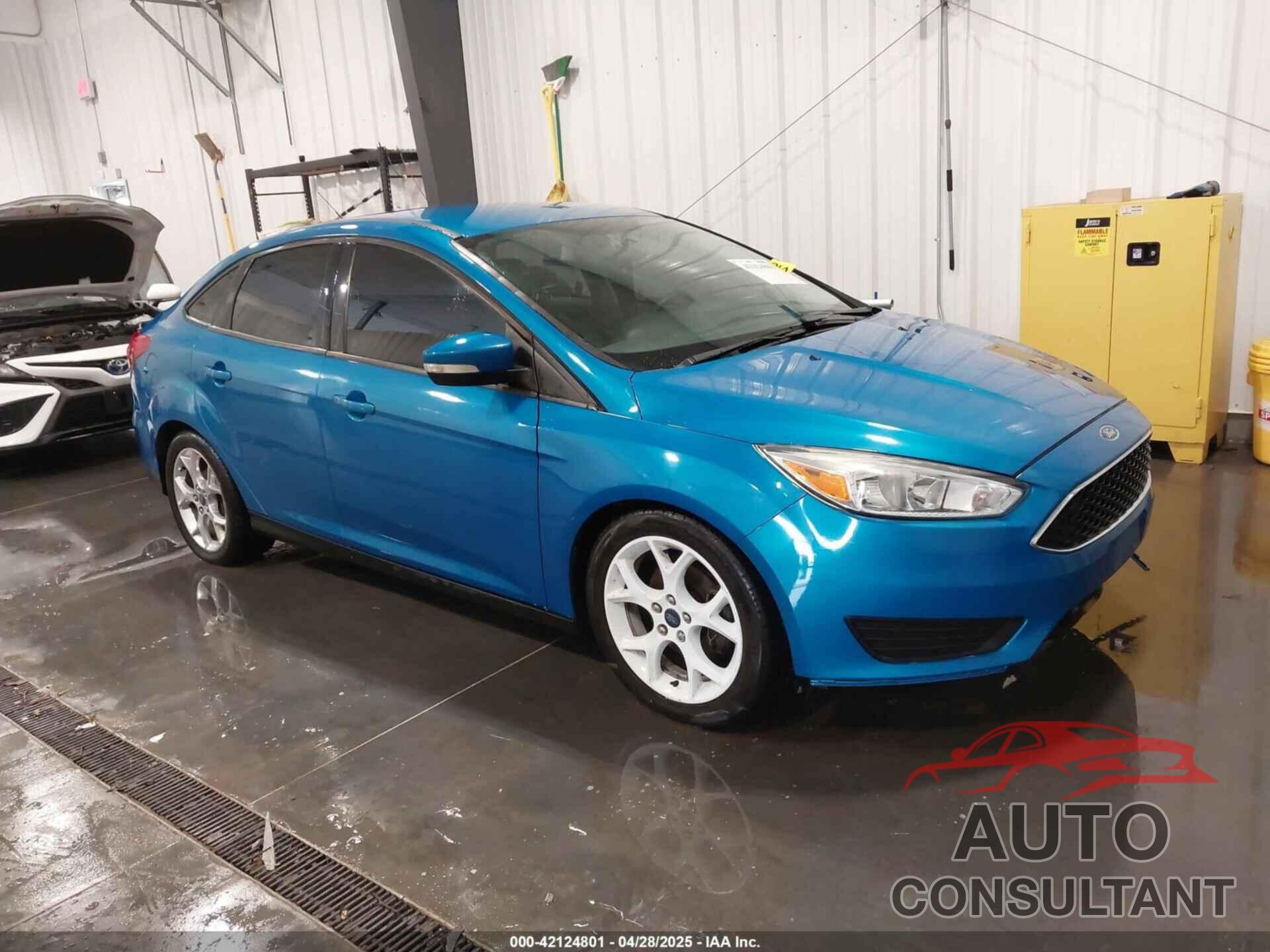 FORD FOCUS 2015 - 1FADP3F21FL255437