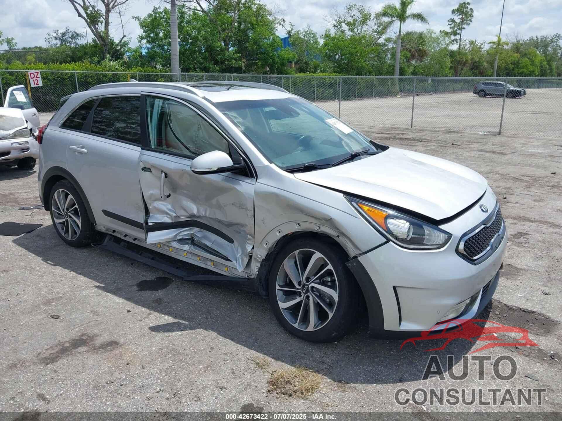 KIA NIRO 2018 - KNDCE3LC6J5116877