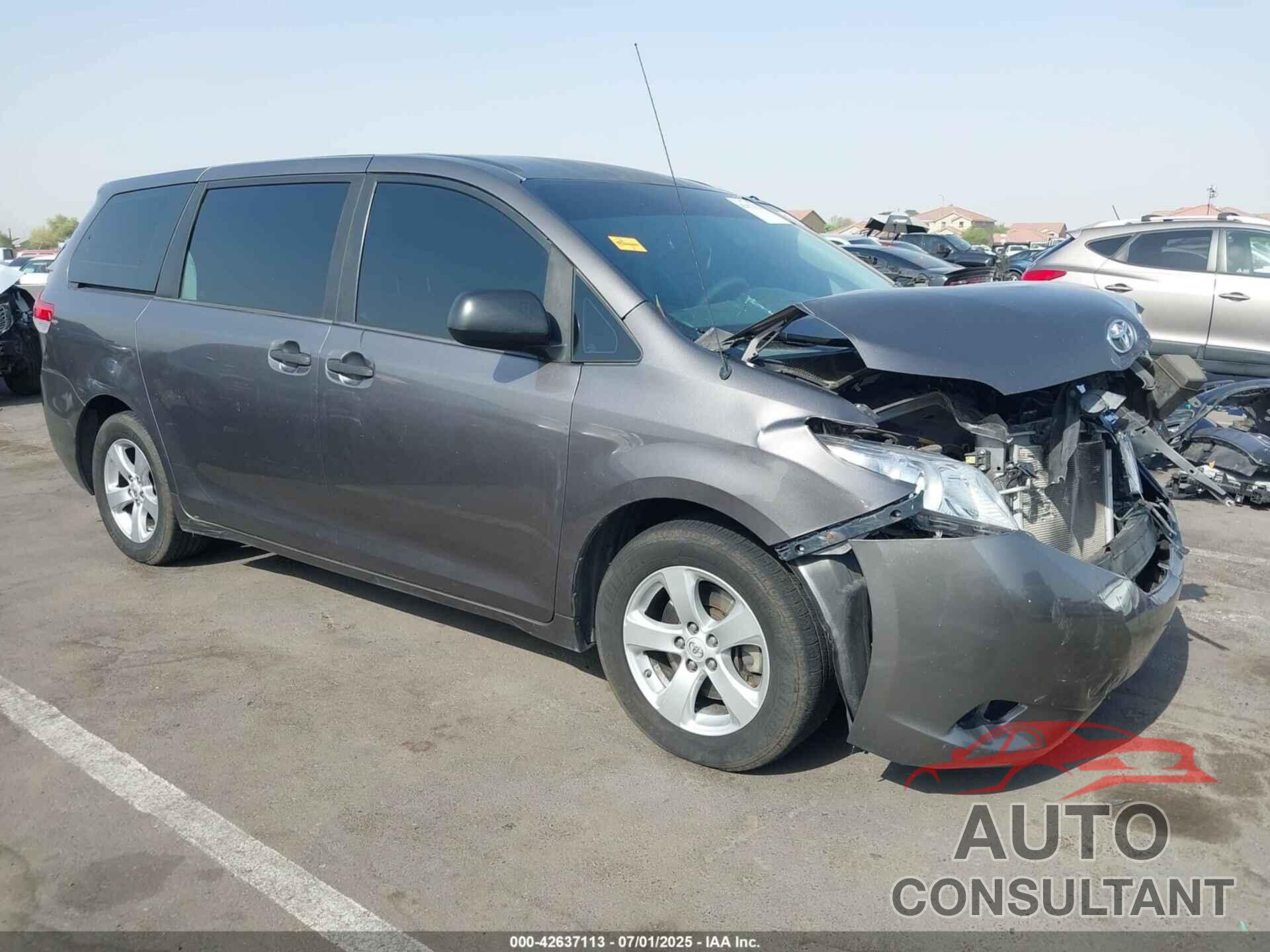 TOYOTA SIENNA 2013 - 5TDZK3DC7DS291459