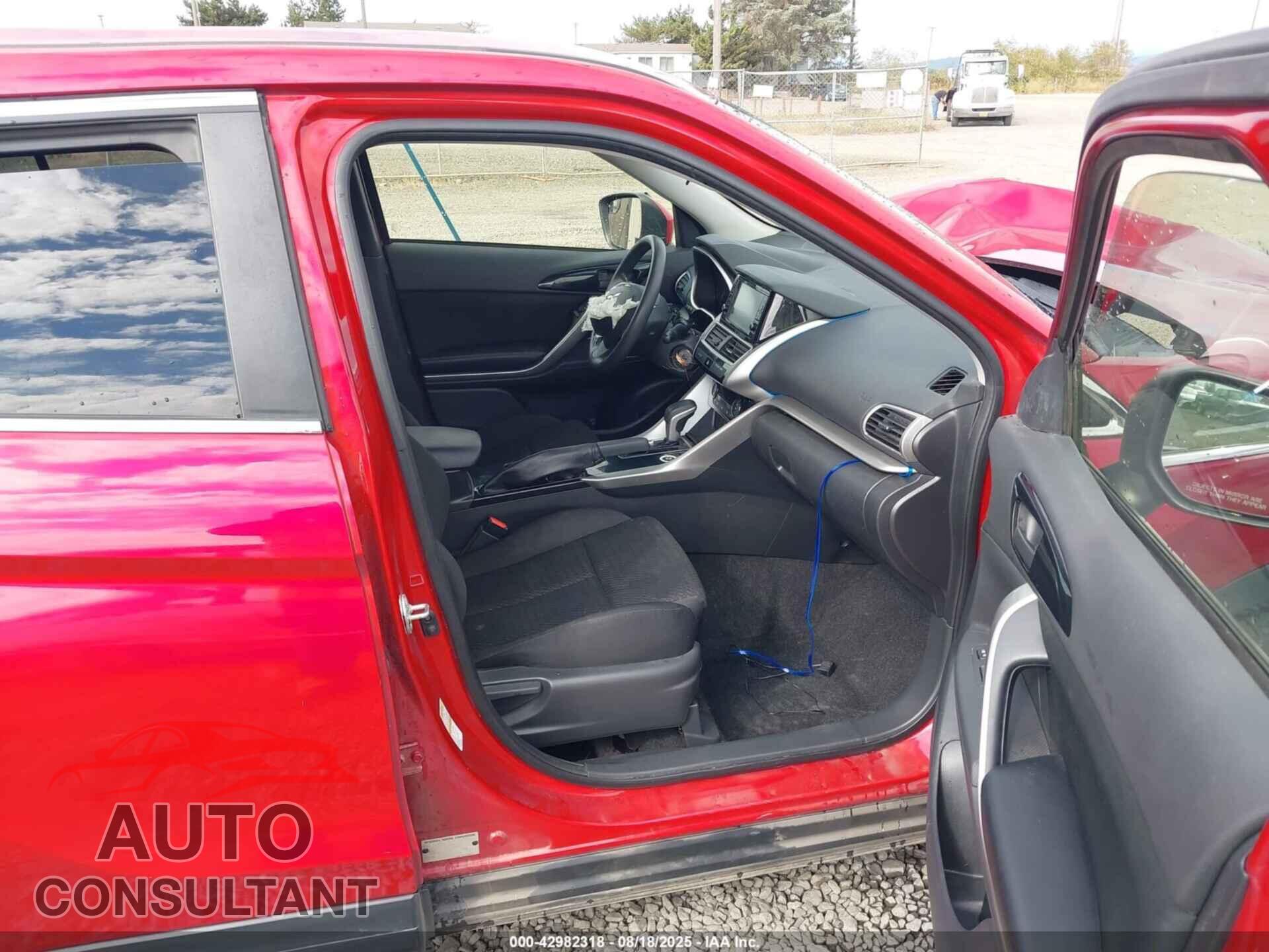 MITSUBISHI ECLIPSE CROSS 2019 - JA4AT3AA6KZ040189