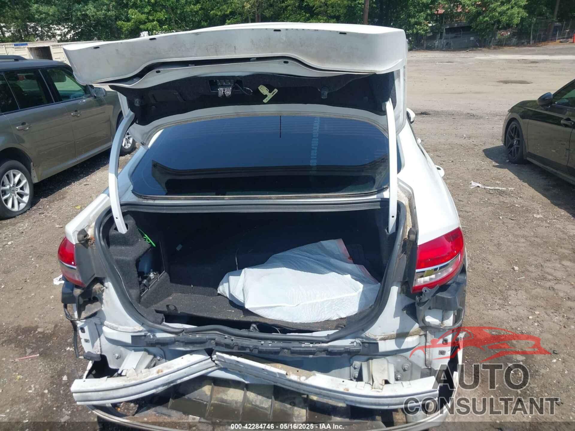 FORD FUSION HYBRID 2017 - 3FA6P0LU8HR318048