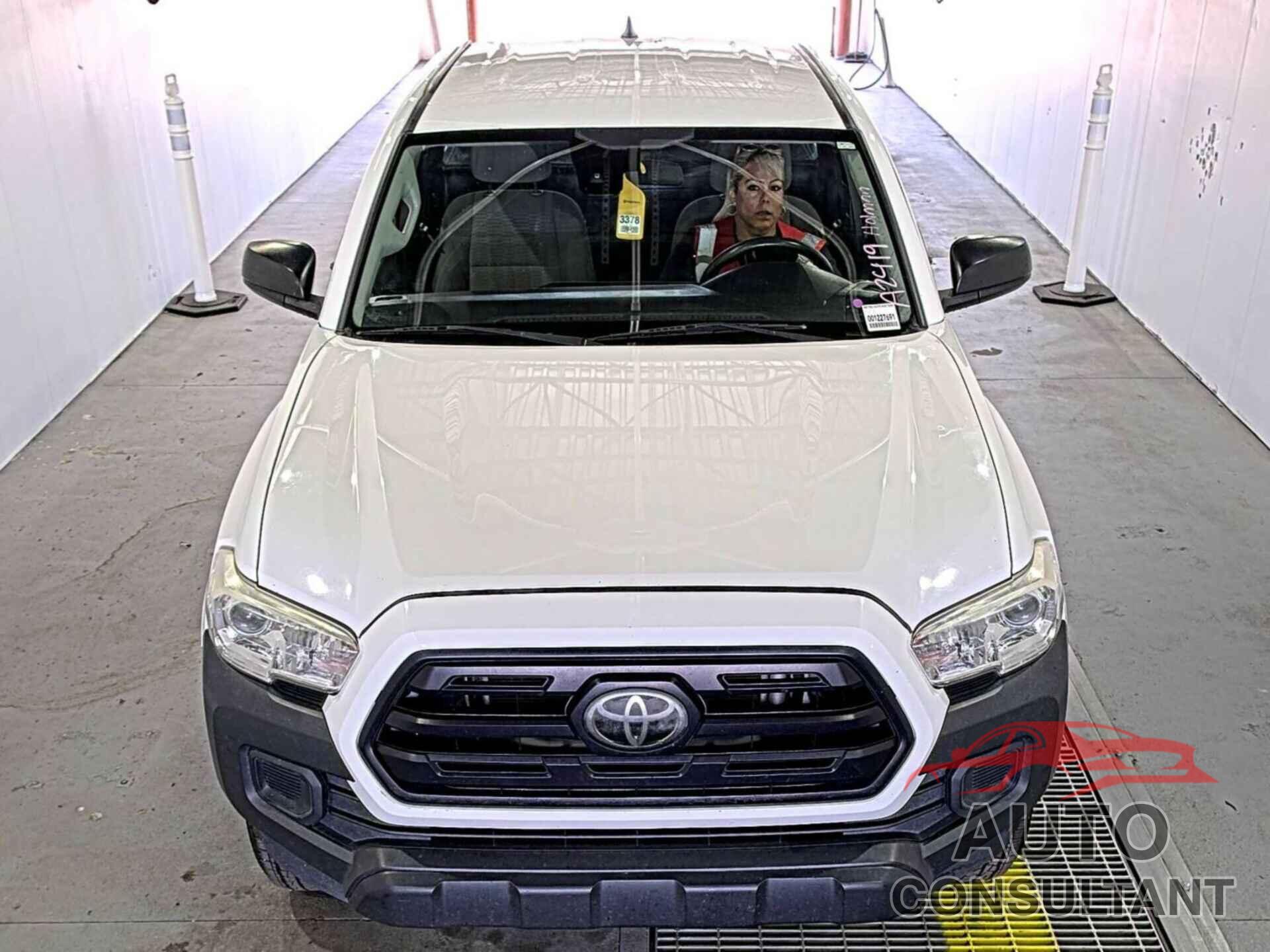 TOYOTA TACOMA 2019 - 5TFRX5GN0KX143610
