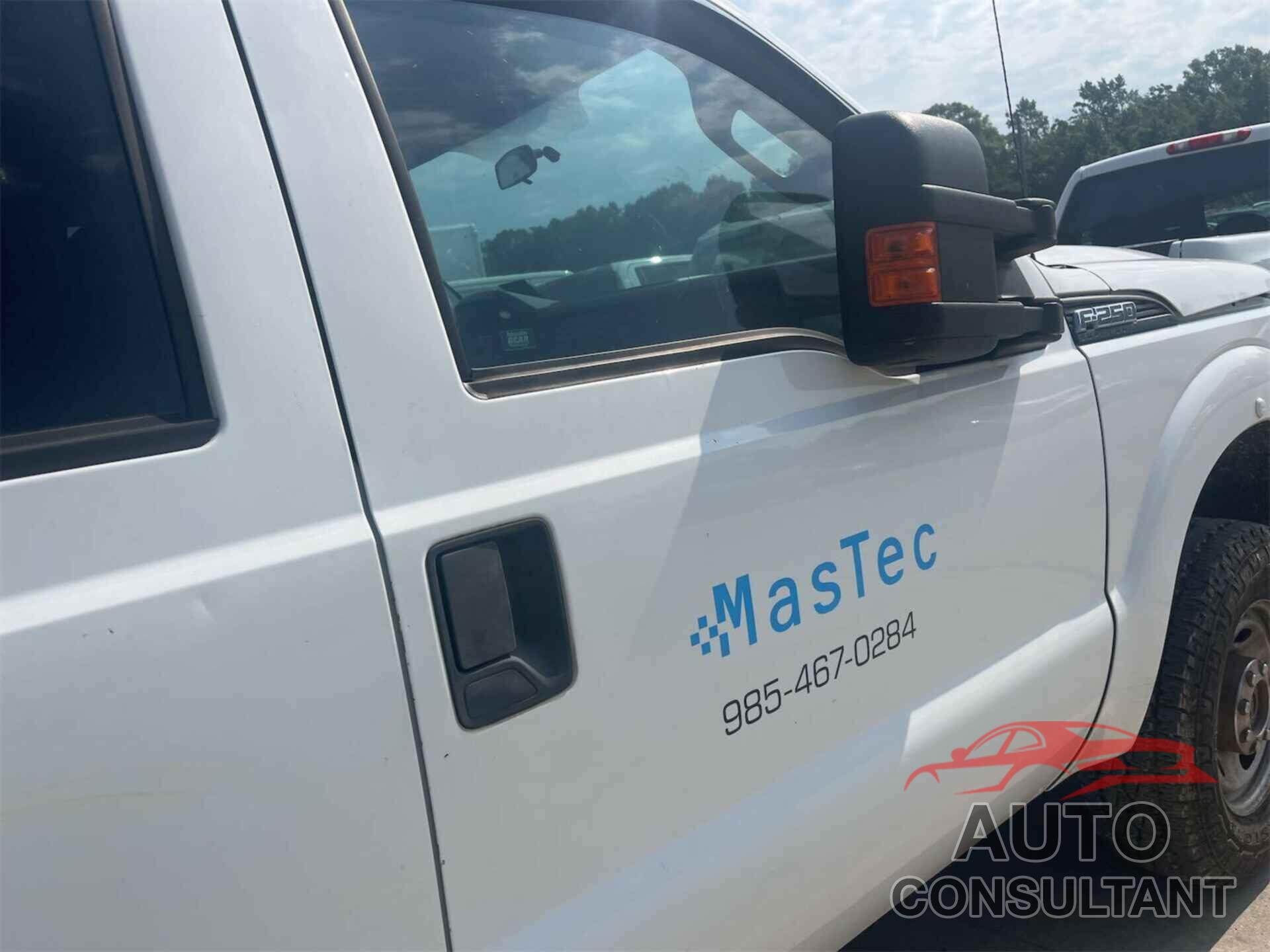FORD F250 2013 - 1FT7W2B66DEB07329