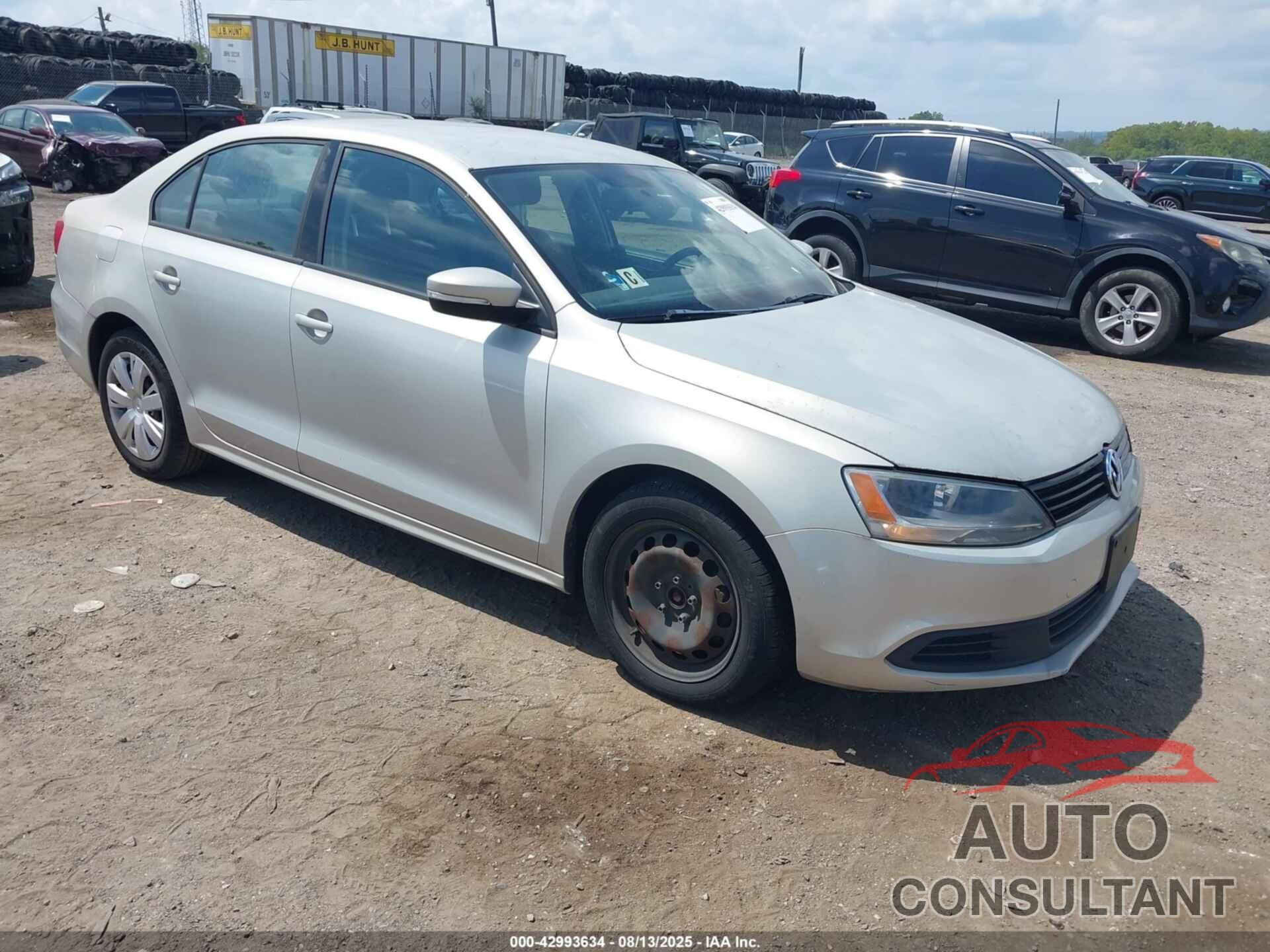 VOLKSWAGEN JETTA 2011 - 3VWDZ7AJ5BM323643