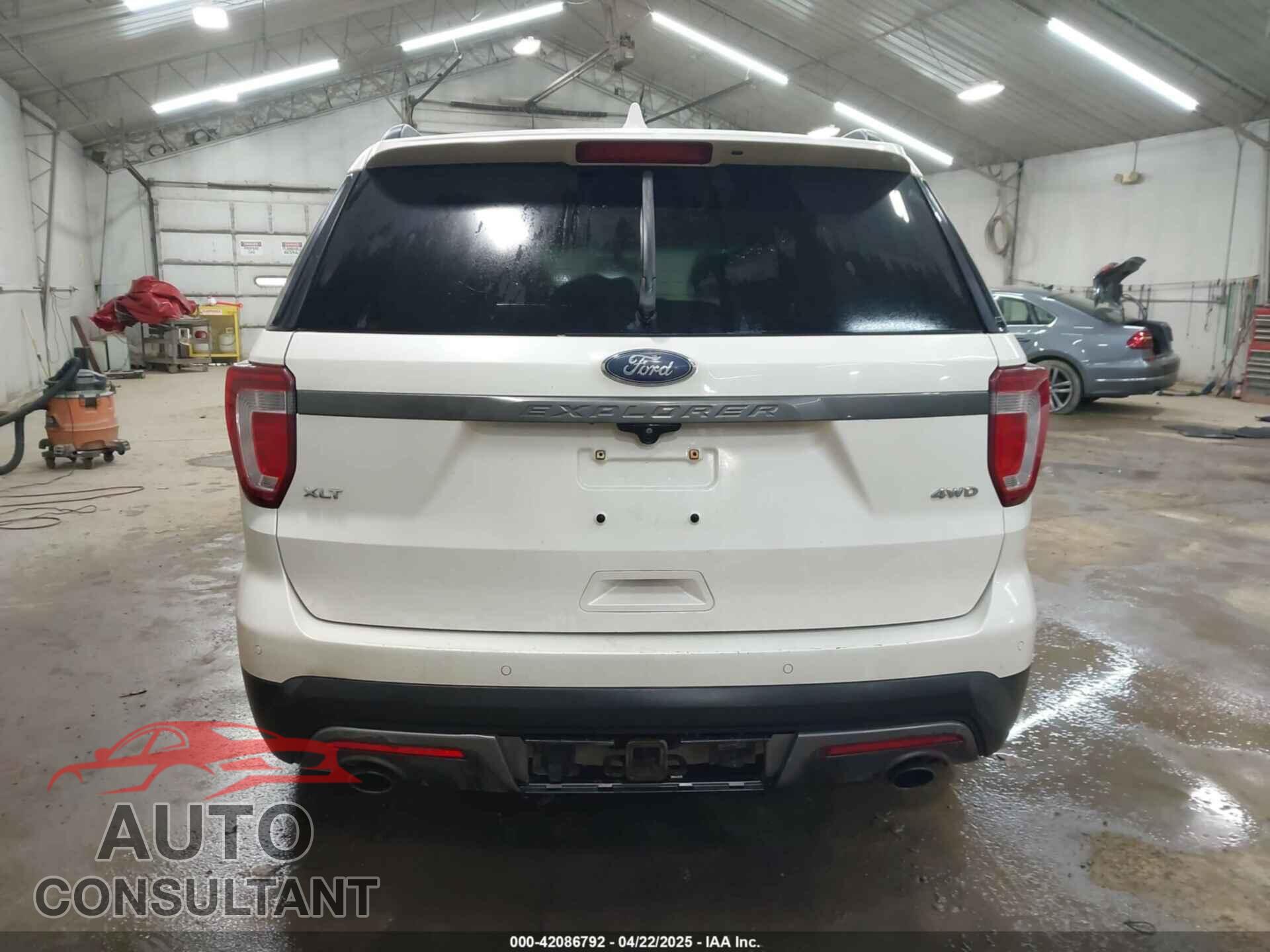 FORD EXPLORER 2017 - 1FM5K8D8XHGB69410