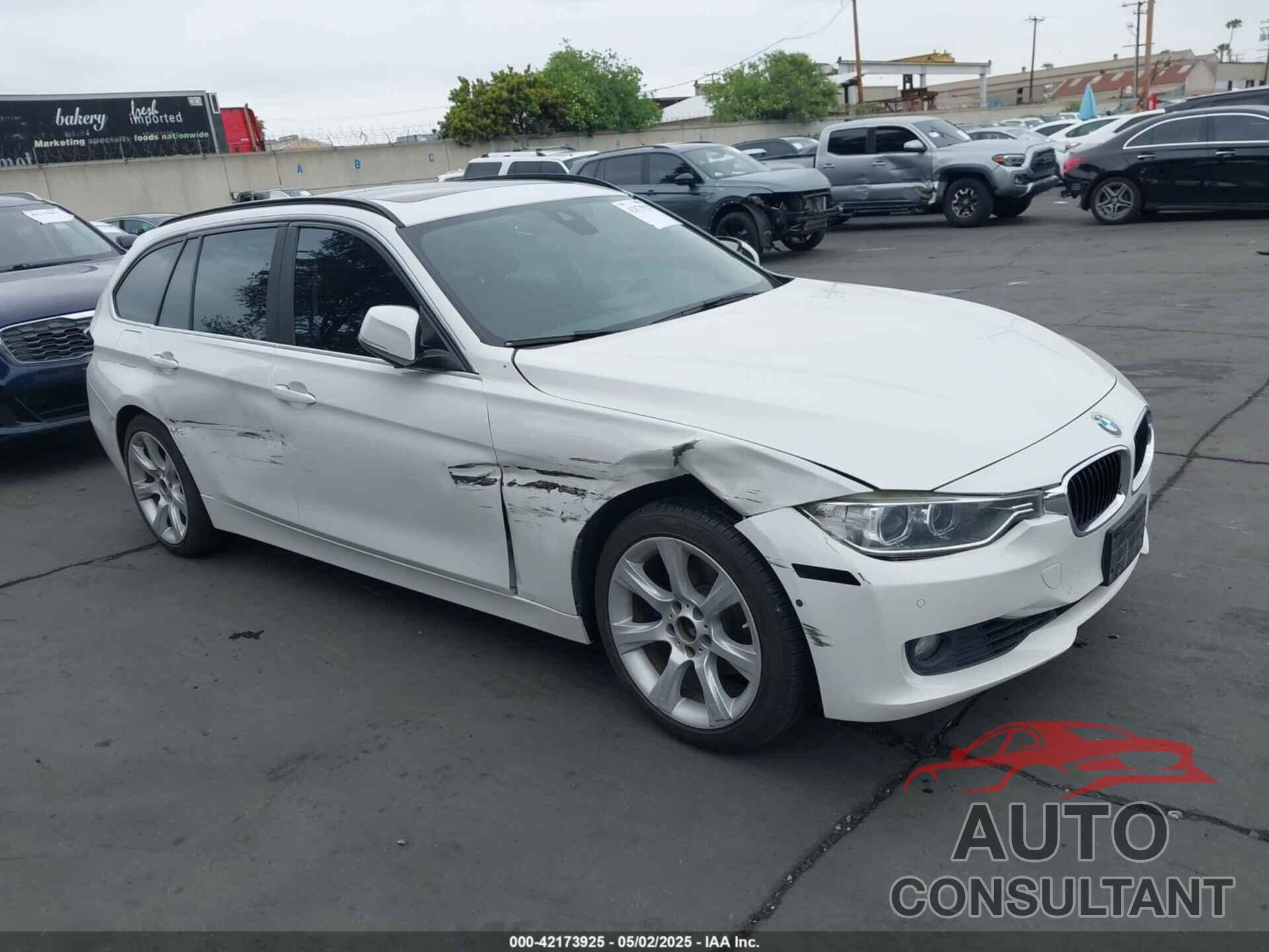 BMW 328I 2015 - WBA3G7C56FK481150