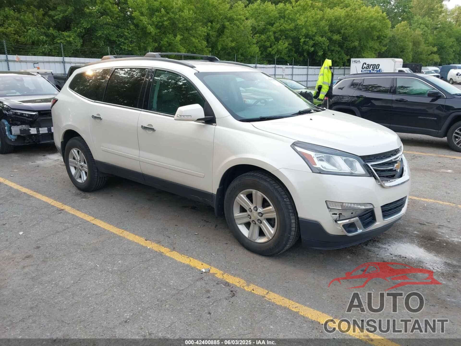 CHEVROLET TRAVERSE 2014 - 1GNKVHKD1EJ177366