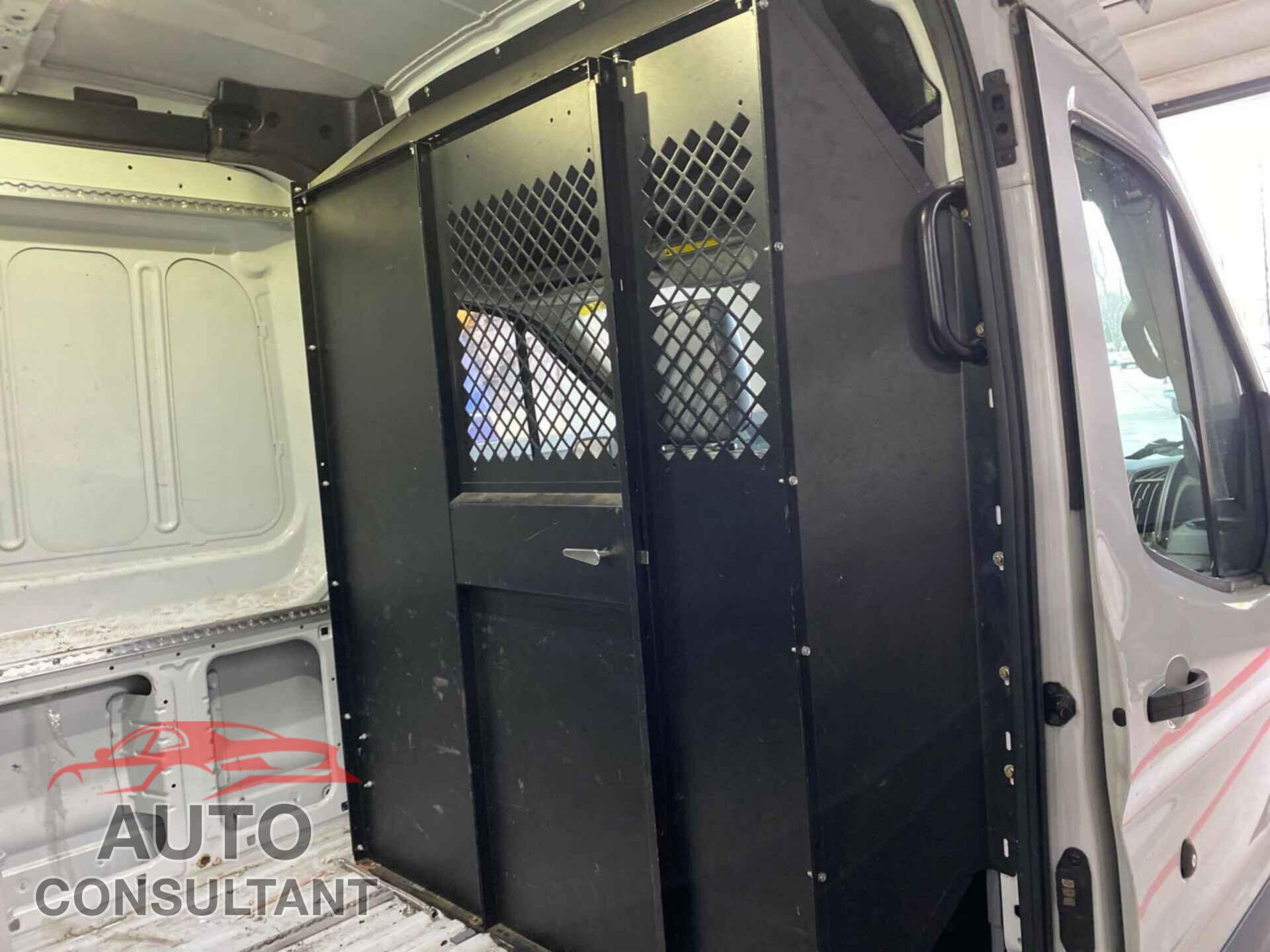 FORD TRANSIT-250 2017 - 1FTYR2CM7HKA34715