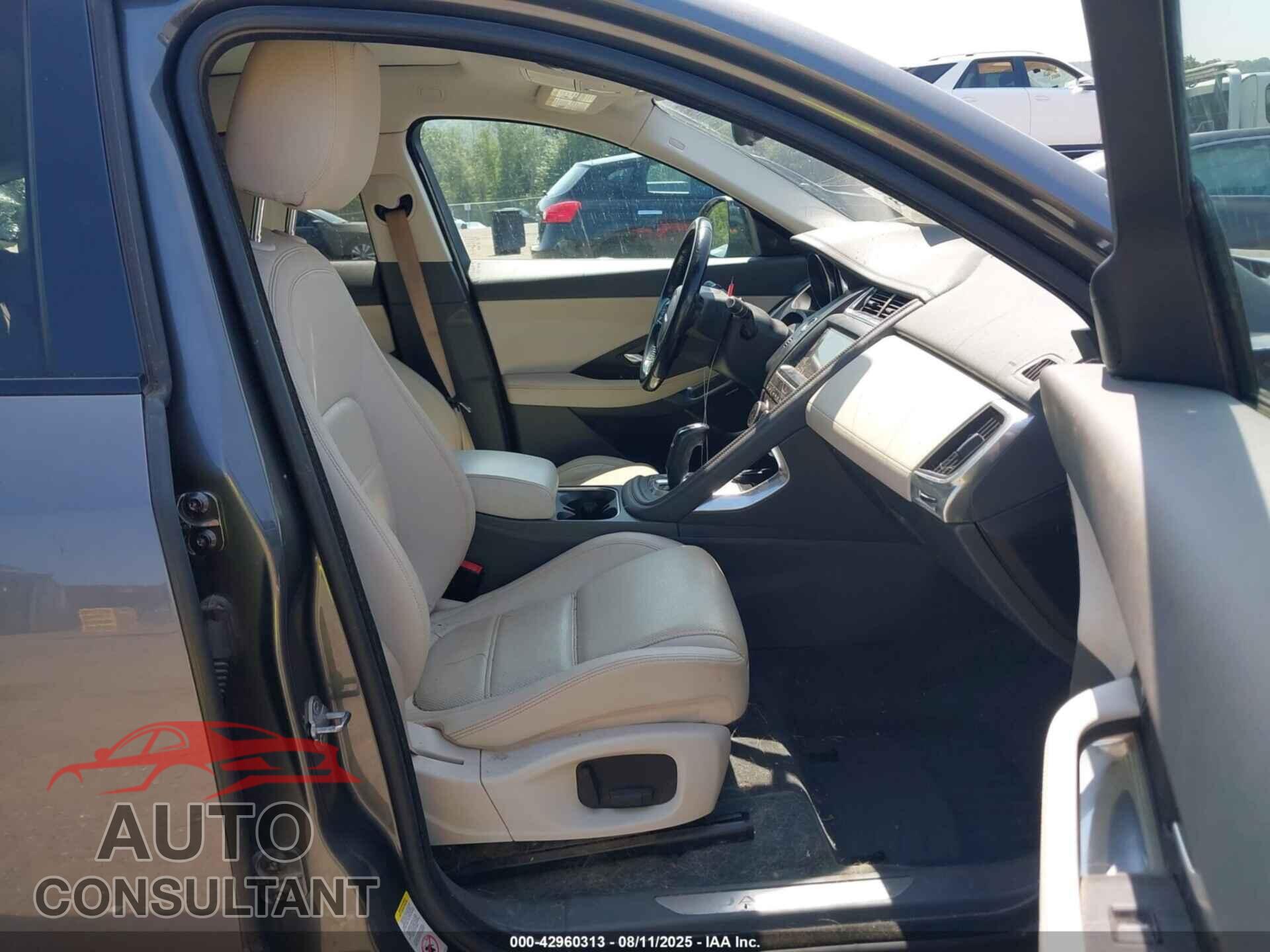 JAGUAR E-PACE 2018 - SADFJ2FX9J1Z31006