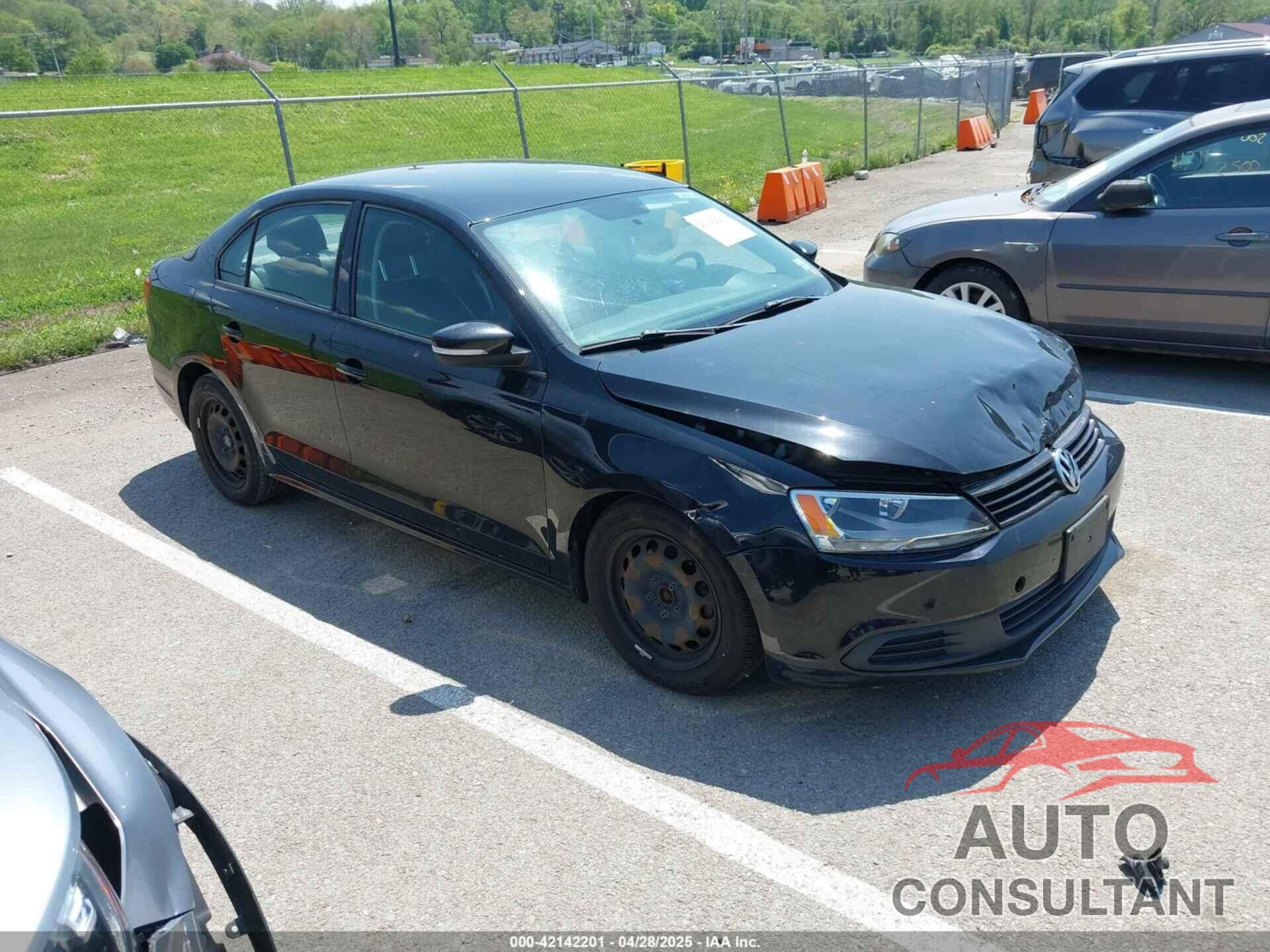 VOLKSWAGEN JETTA 2012 - 3VWDX7AJ4CM107290