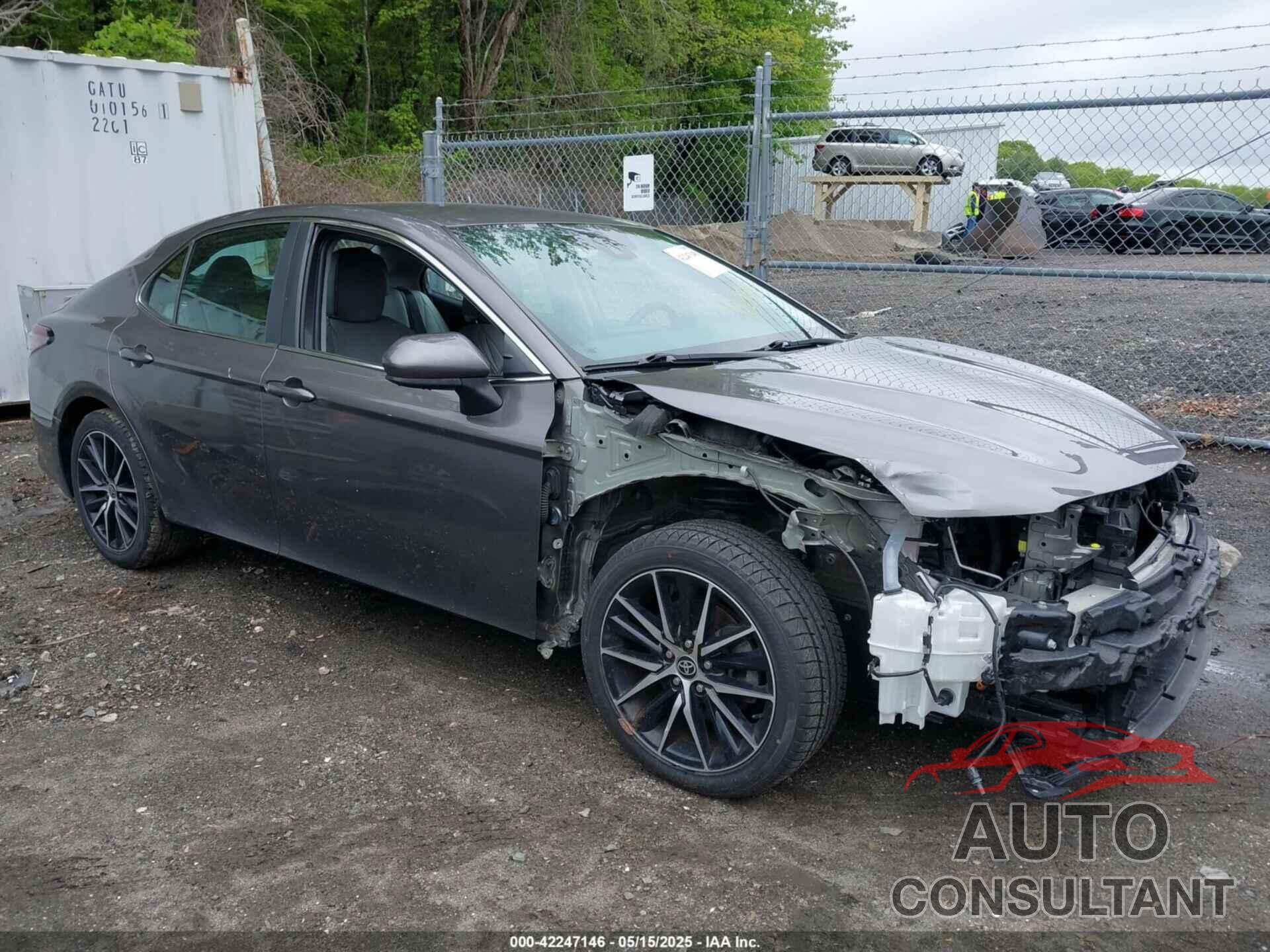 TOYOTA CAMRY 2021 - 4T1G11AK7MU435108