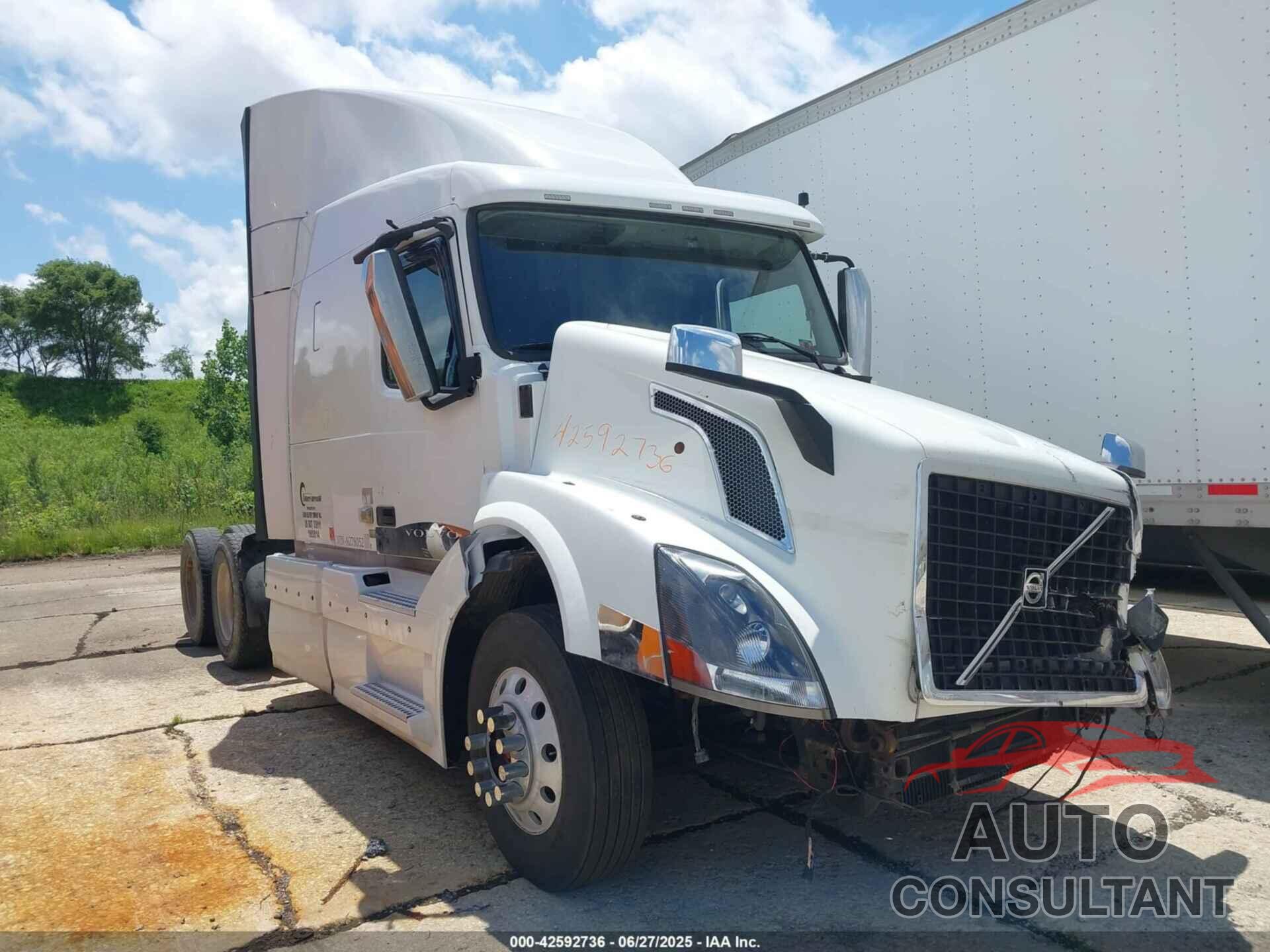 VOLVO VN 2009 - 4V4NC9TG59N278052