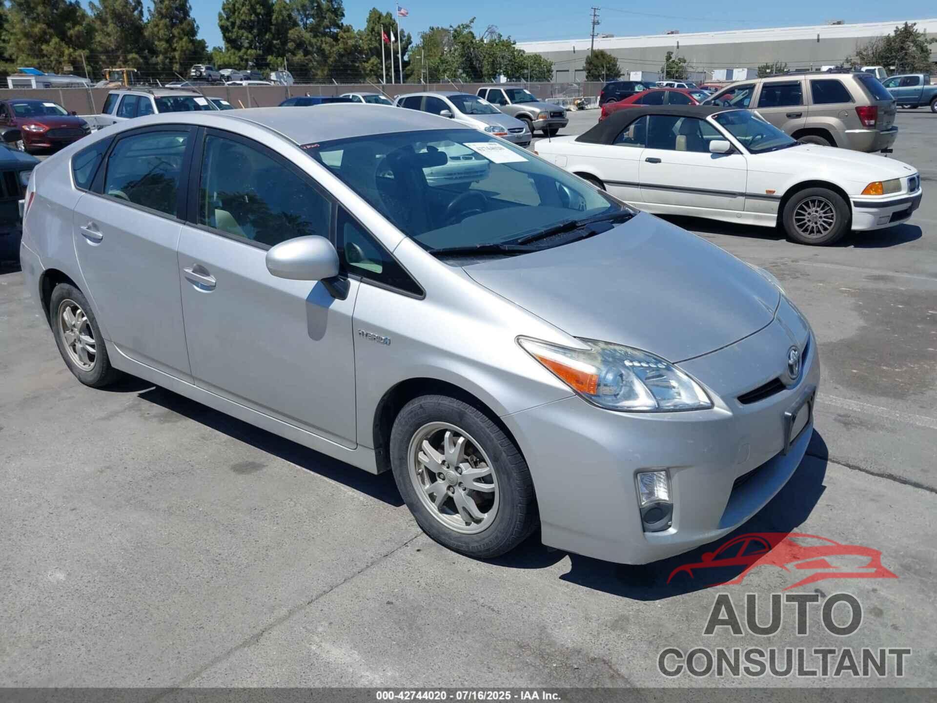TOYOTA PRIUS 2010 - JTDKN3DU6A0016200