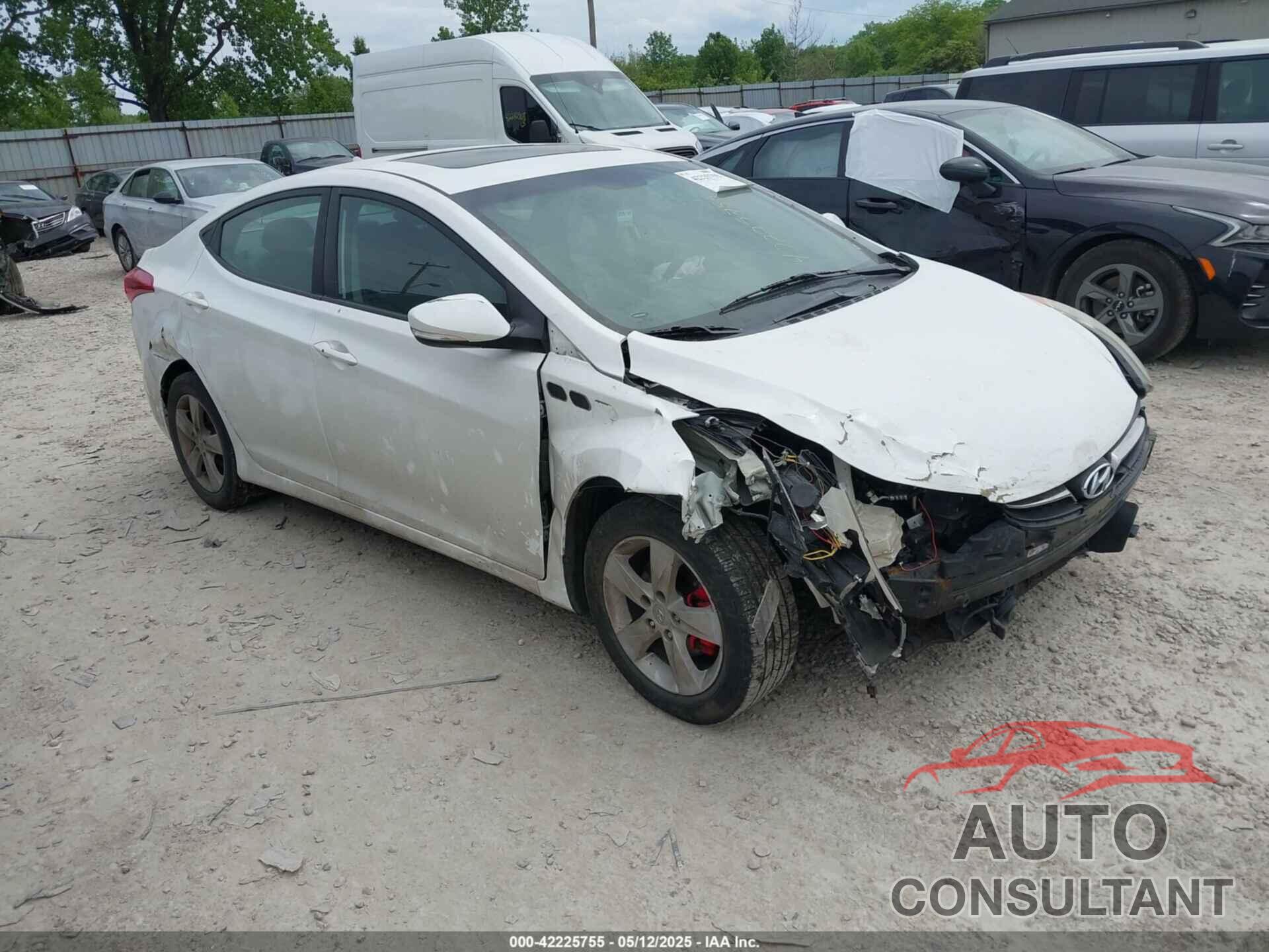 HYUNDAI ELANTRA 2013 - 5NPDH4AE2DH162975