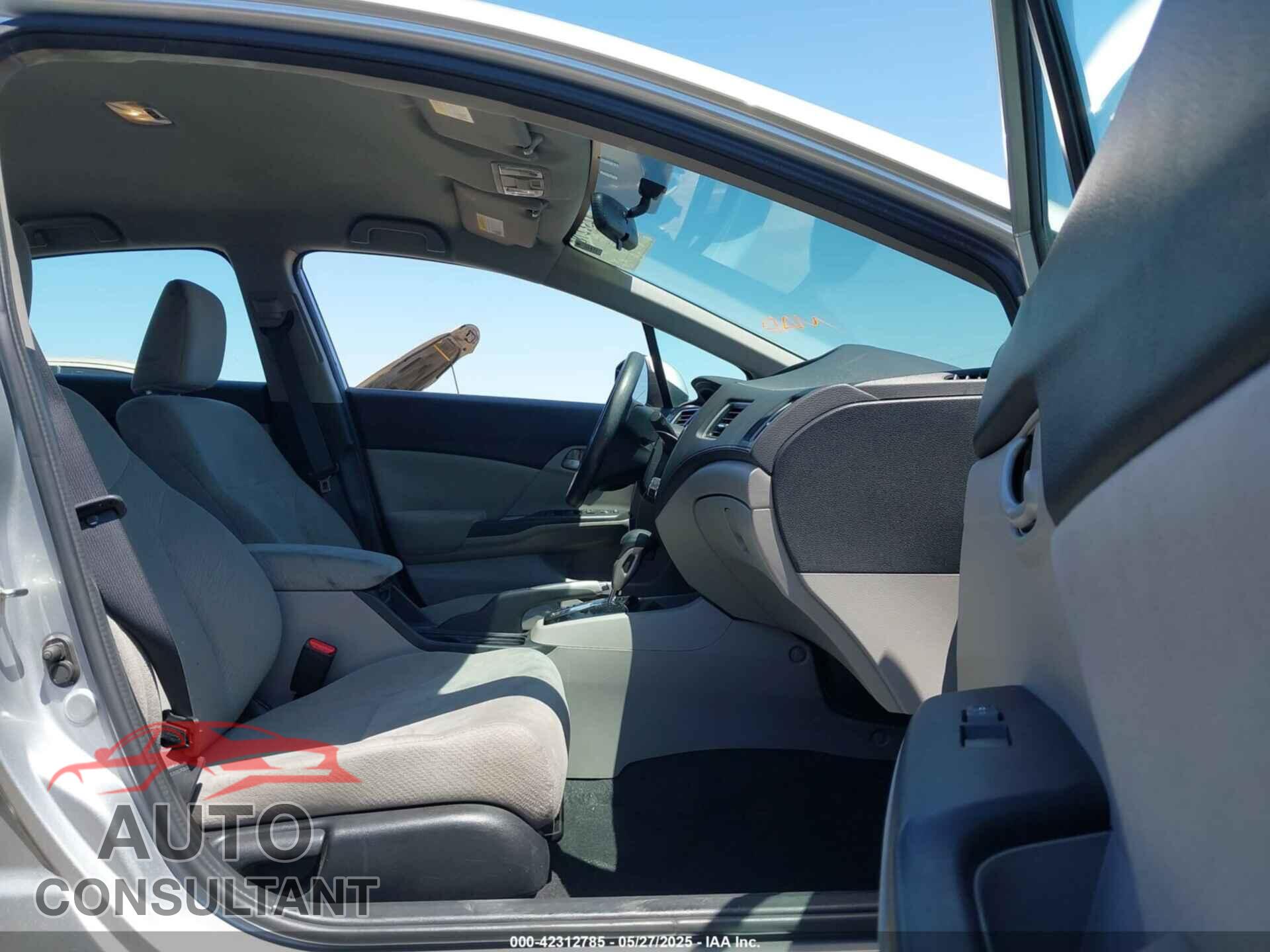 HONDA CIVIC 2013 - 19XFB2F55DE272995