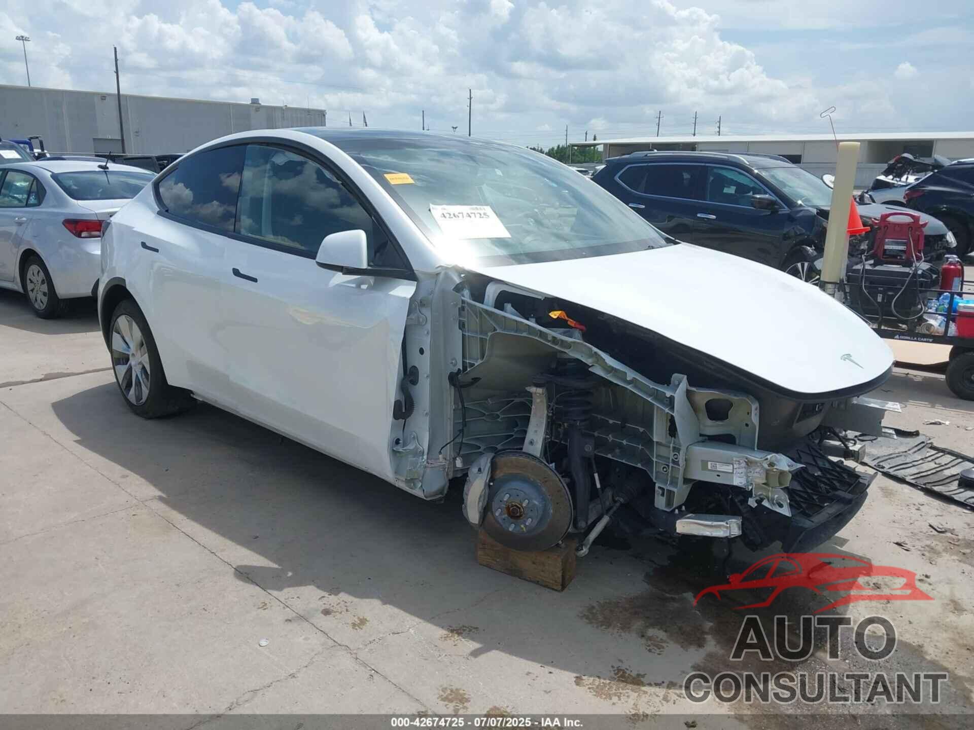 TESLA MODEL Y 2023 - 7SAYGDEE2PA088474