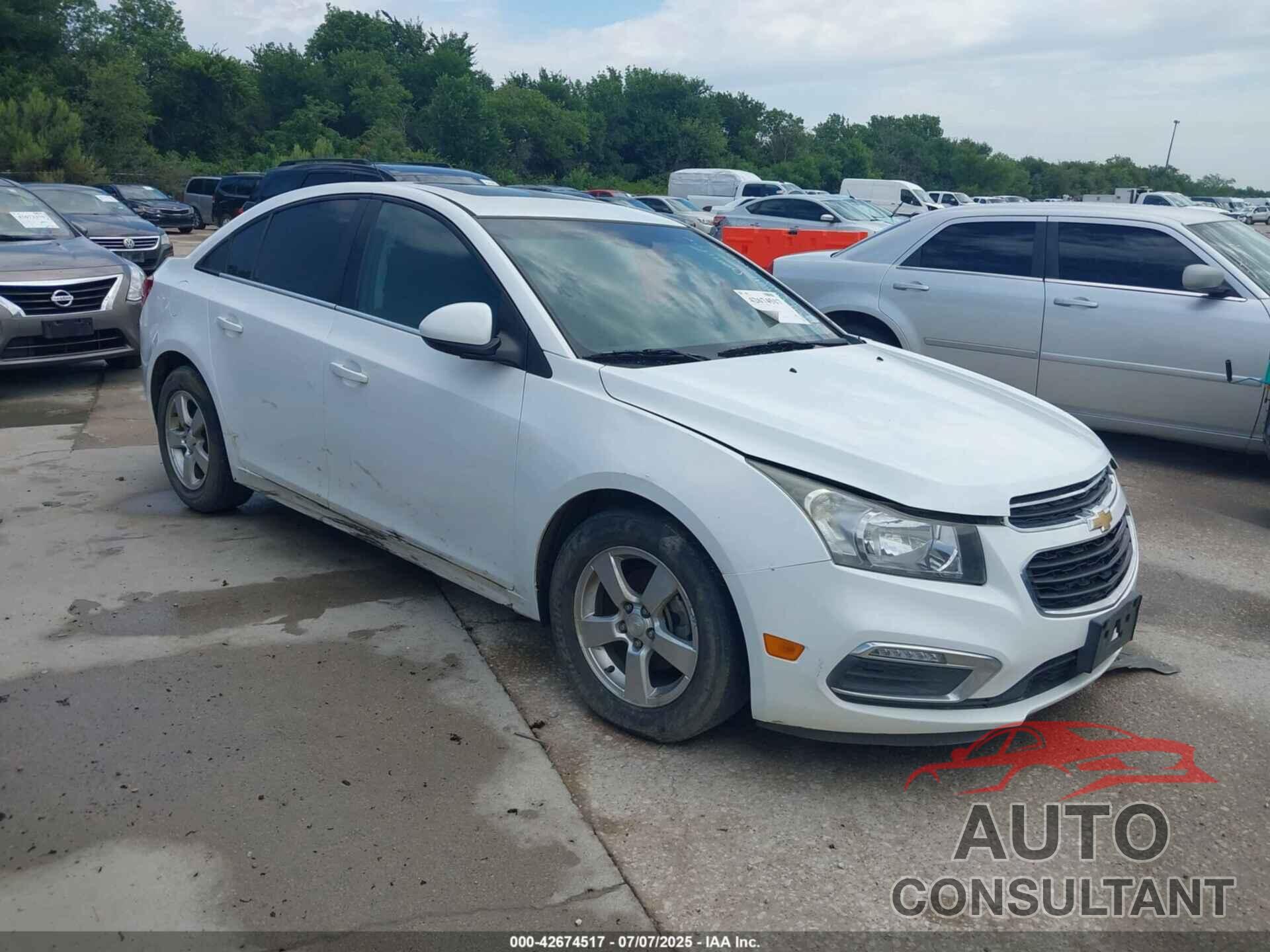 CHEVROLET CRUZE 2015 - 1G1PC5SBXF7210535